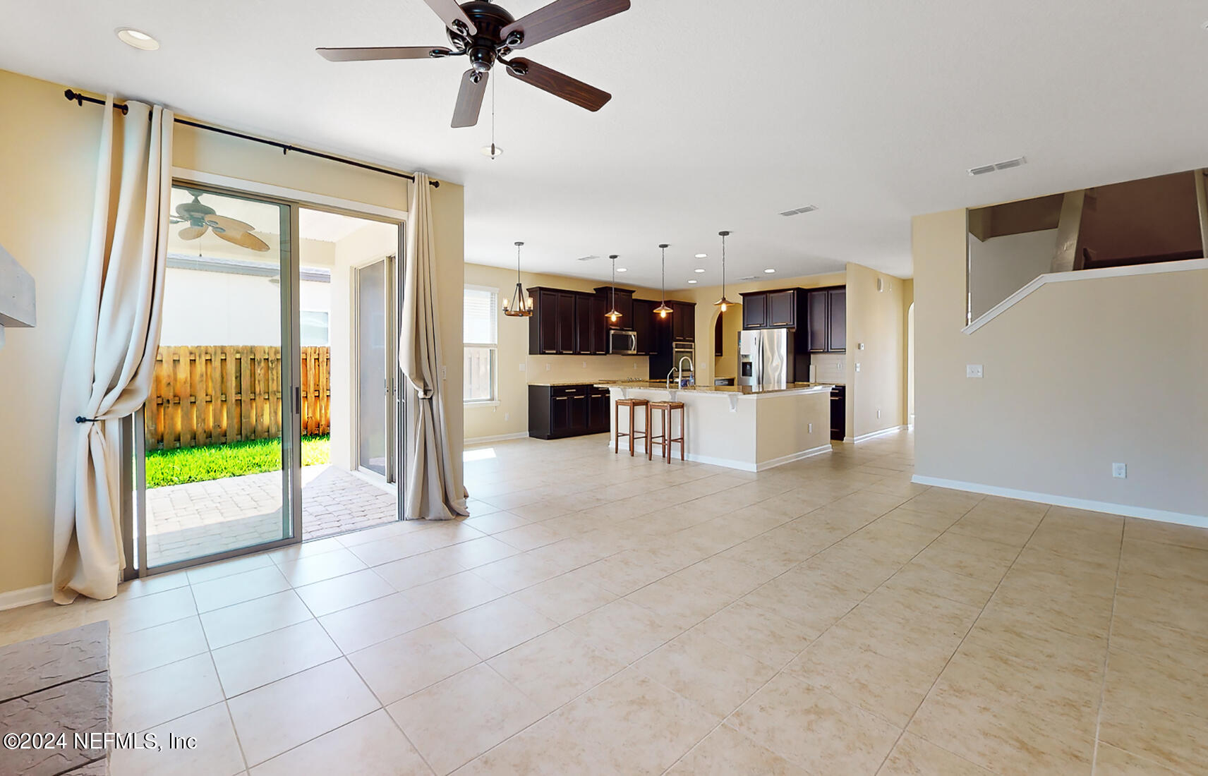 1435 NOCHAWAY Drive