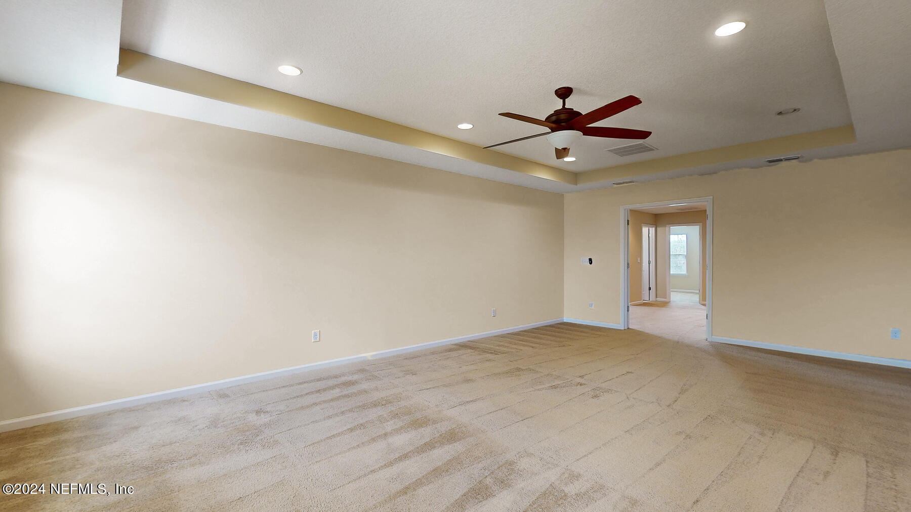 1435 NOCHAWAY Drive