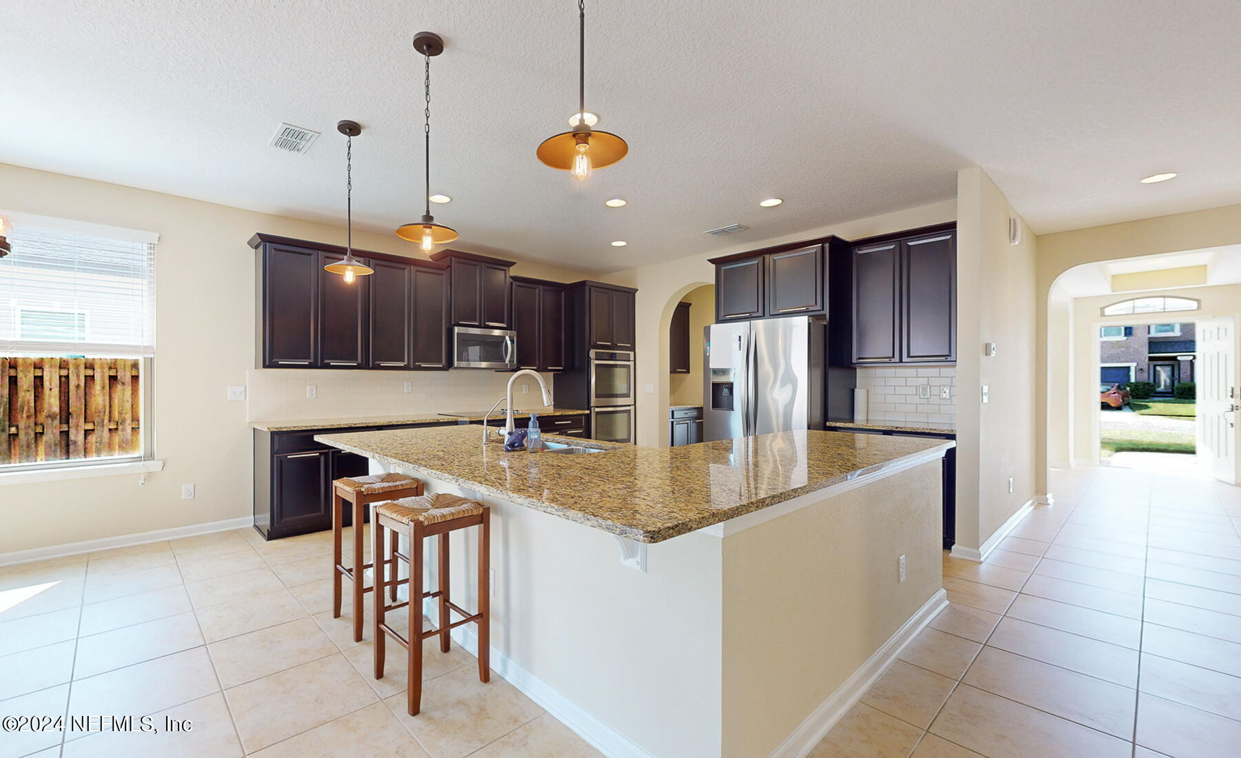 1435 NOCHAWAY Drive