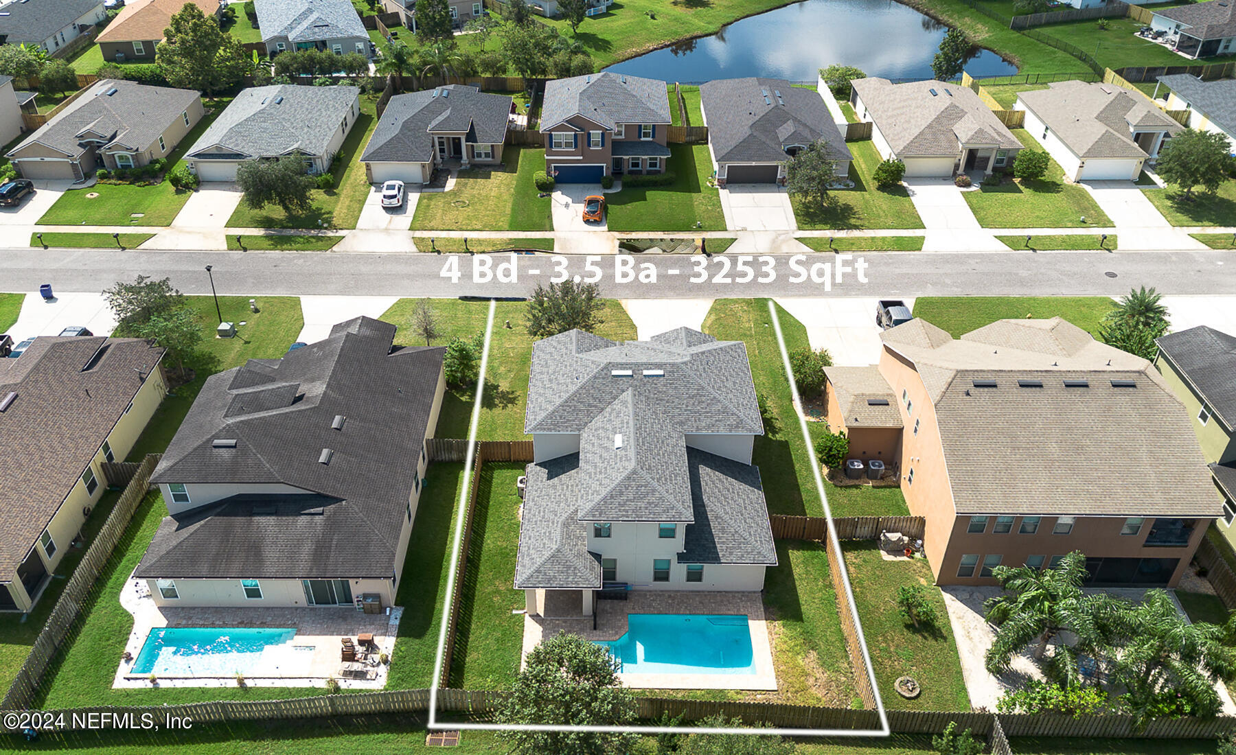 1435 NOCHAWAY Drive