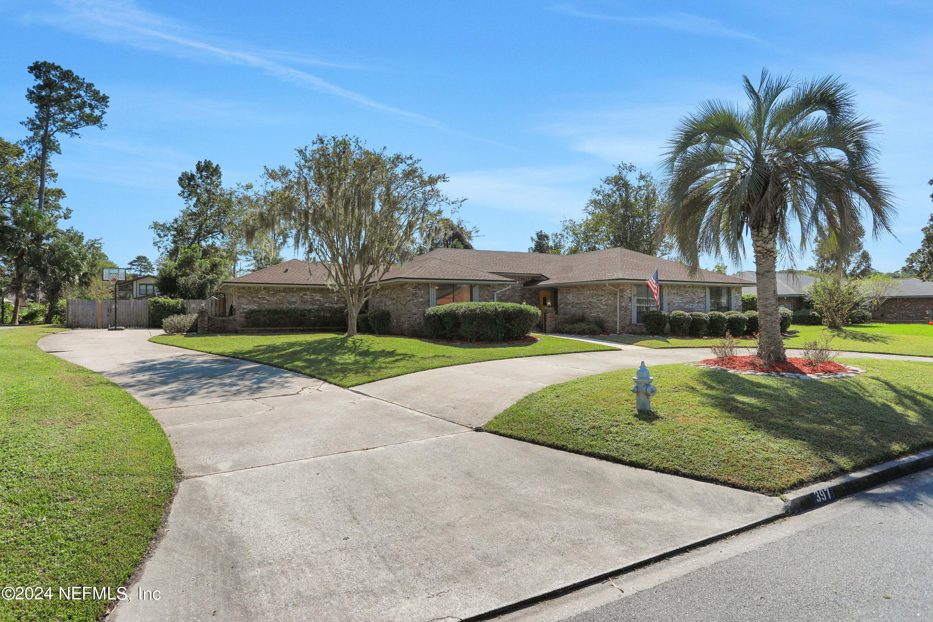 397 PERTHSHIRE Drive