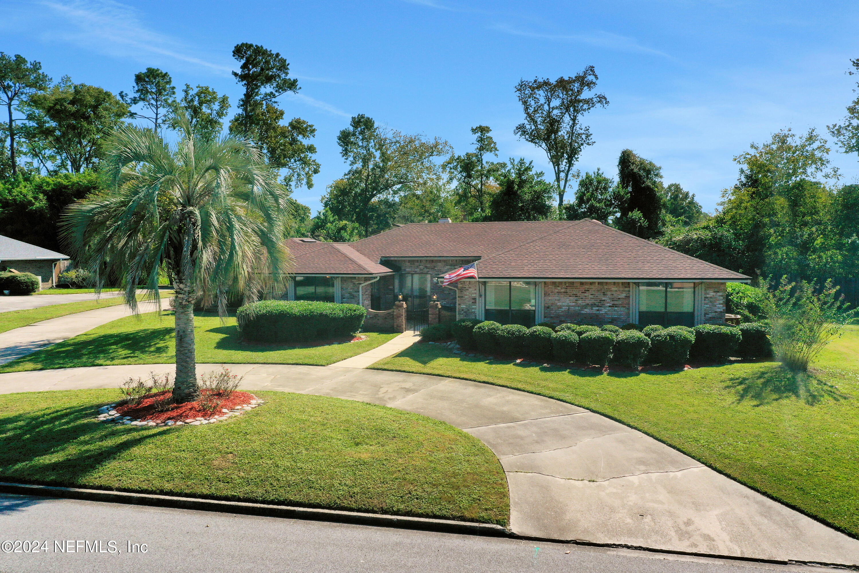 397 PERTHSHIRE Drive