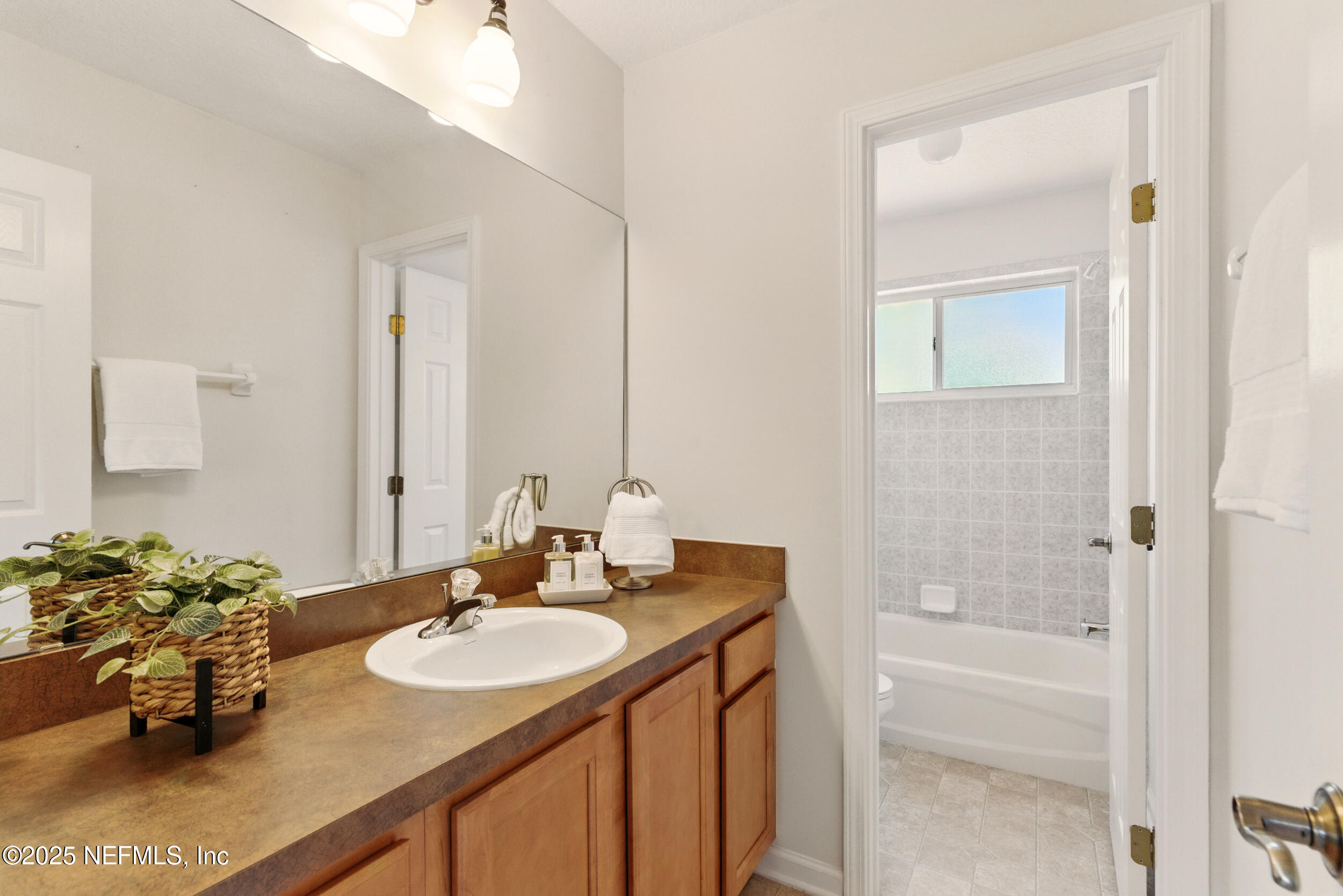 3530 LAUREL LEAF Drive