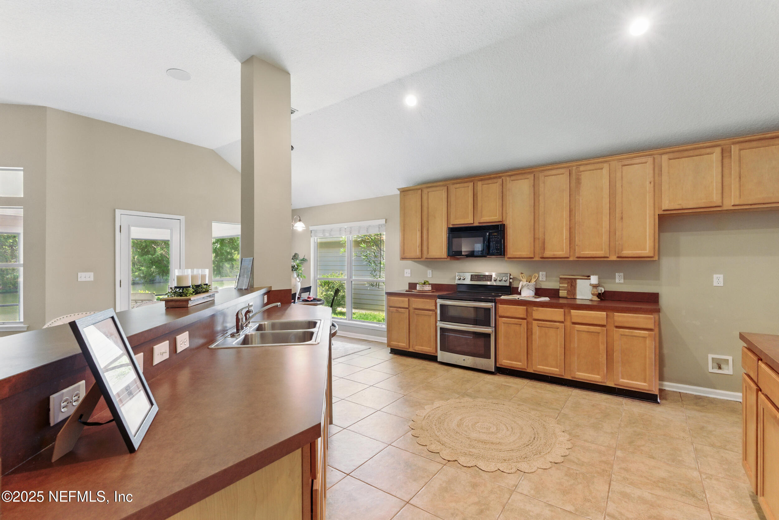 3530 LAUREL LEAF Drive