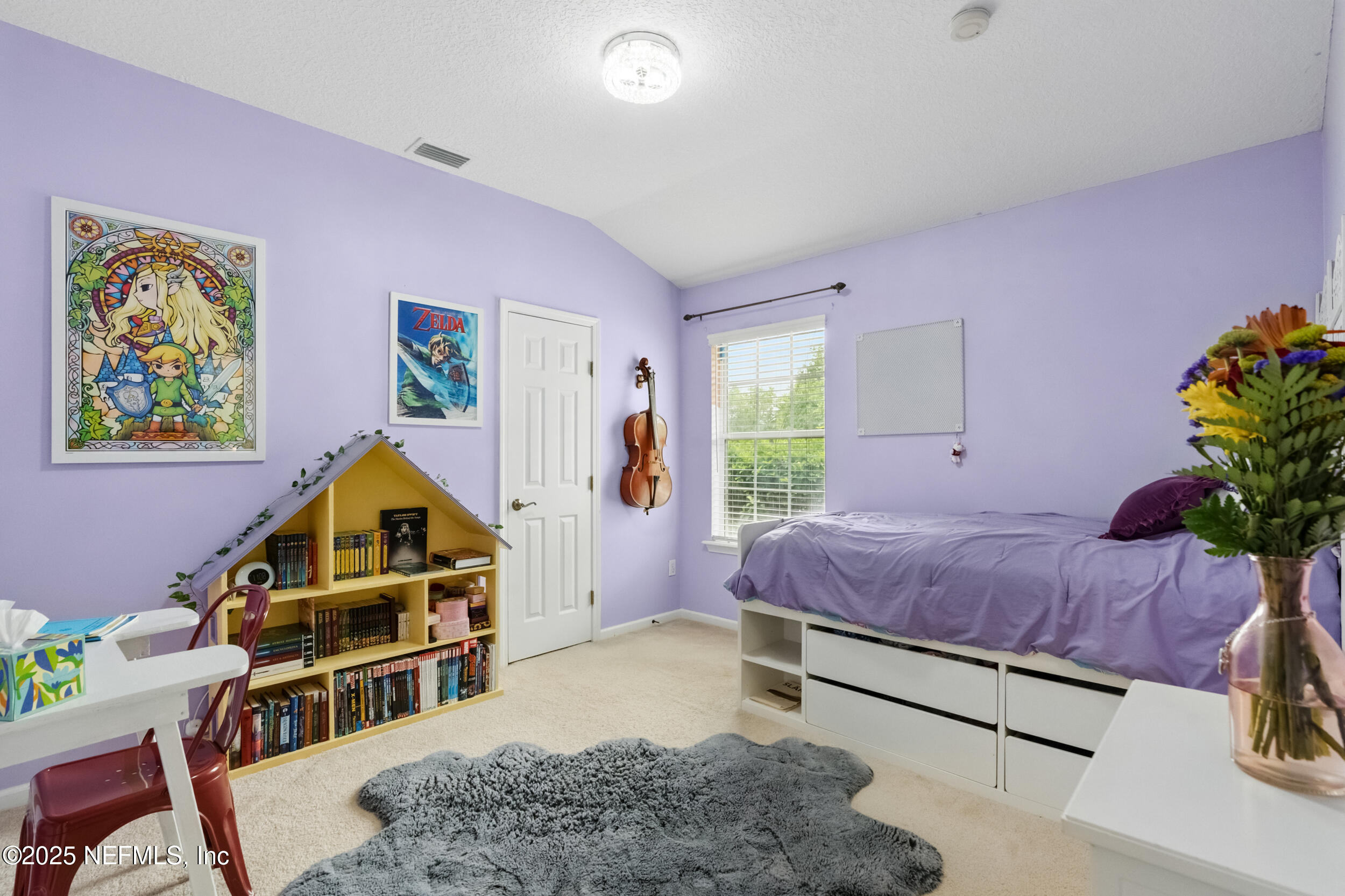 865 THOROUGHBRED Drive