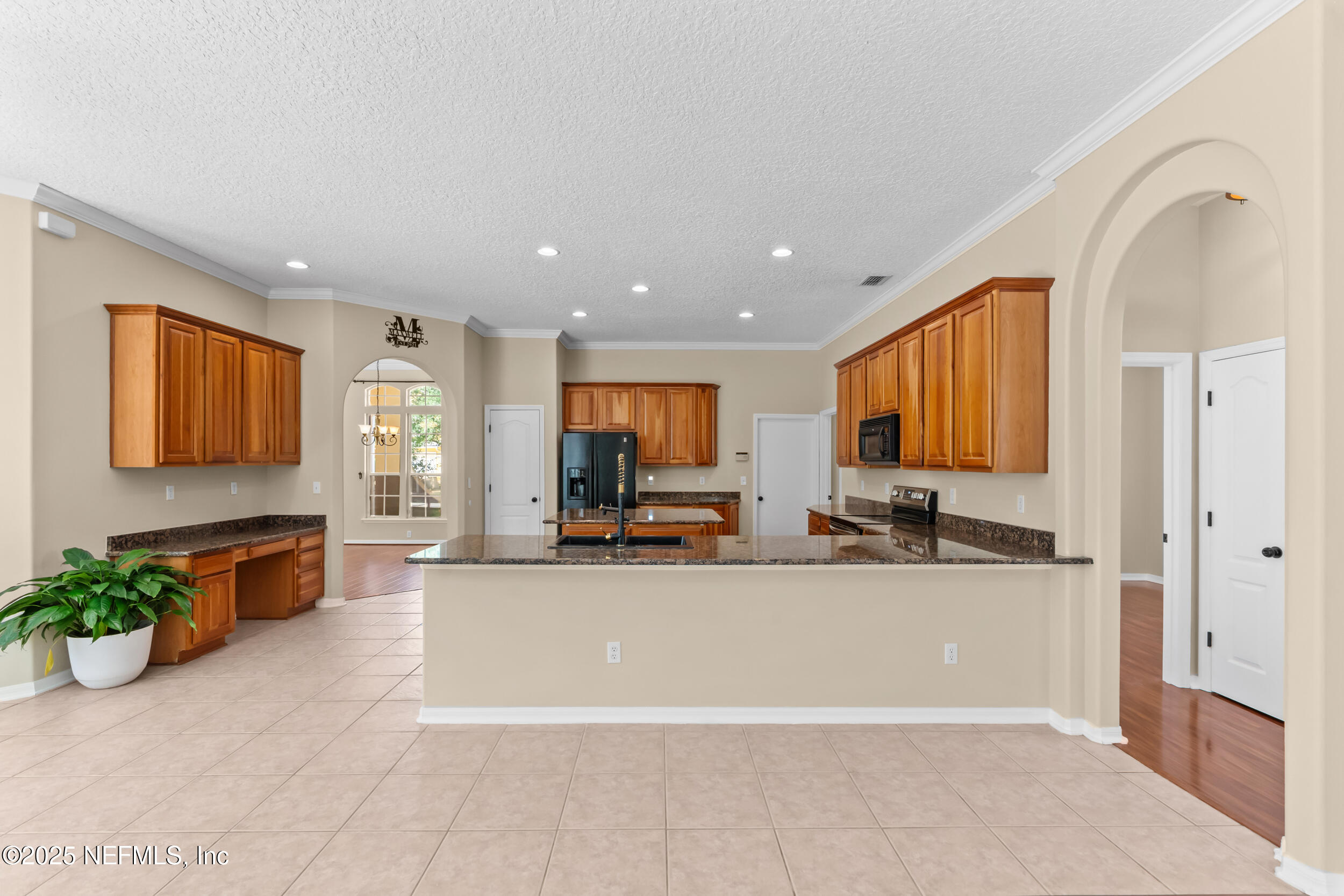 661 WAKEVIEW Drive