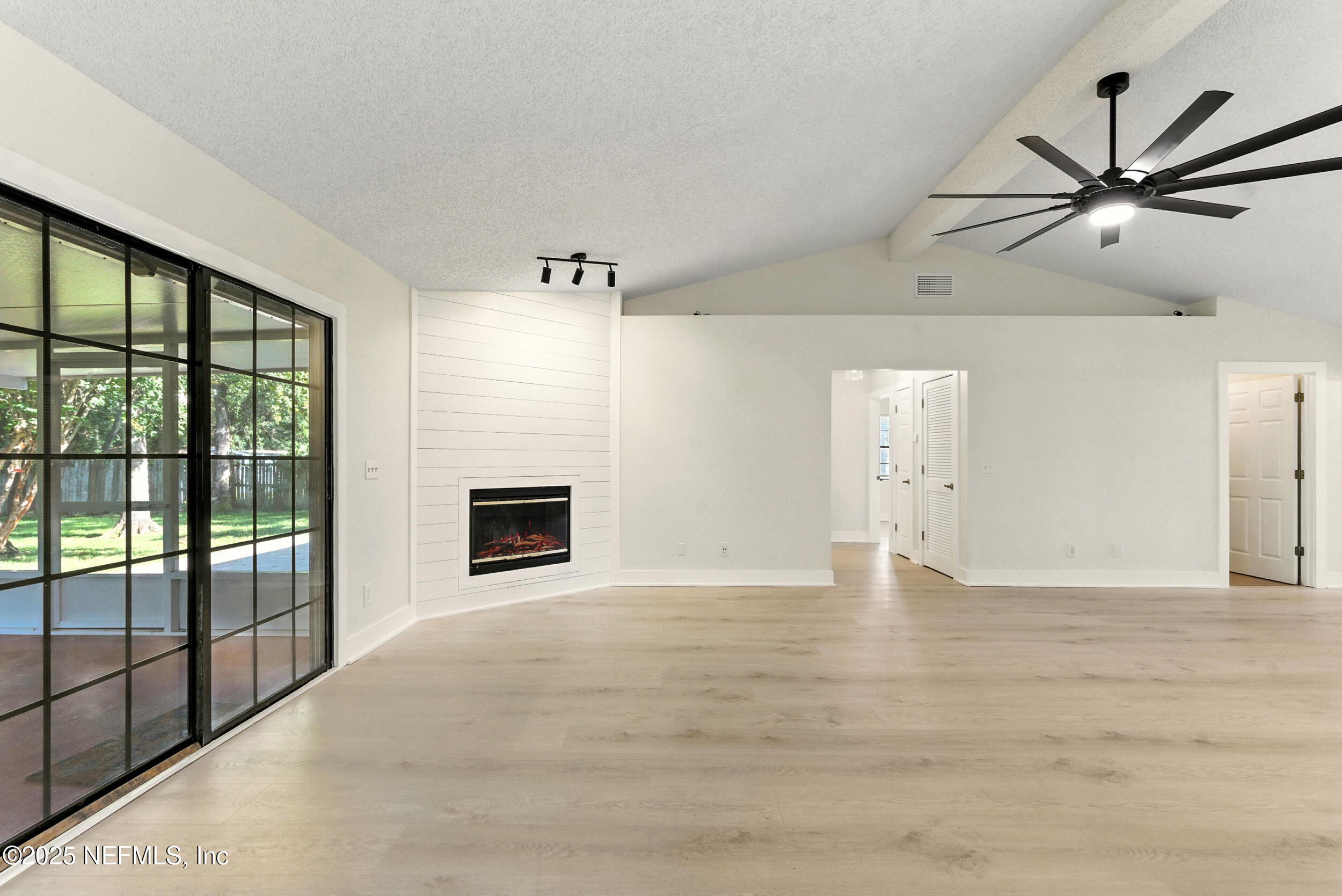 1013 CELEBRANT Drive