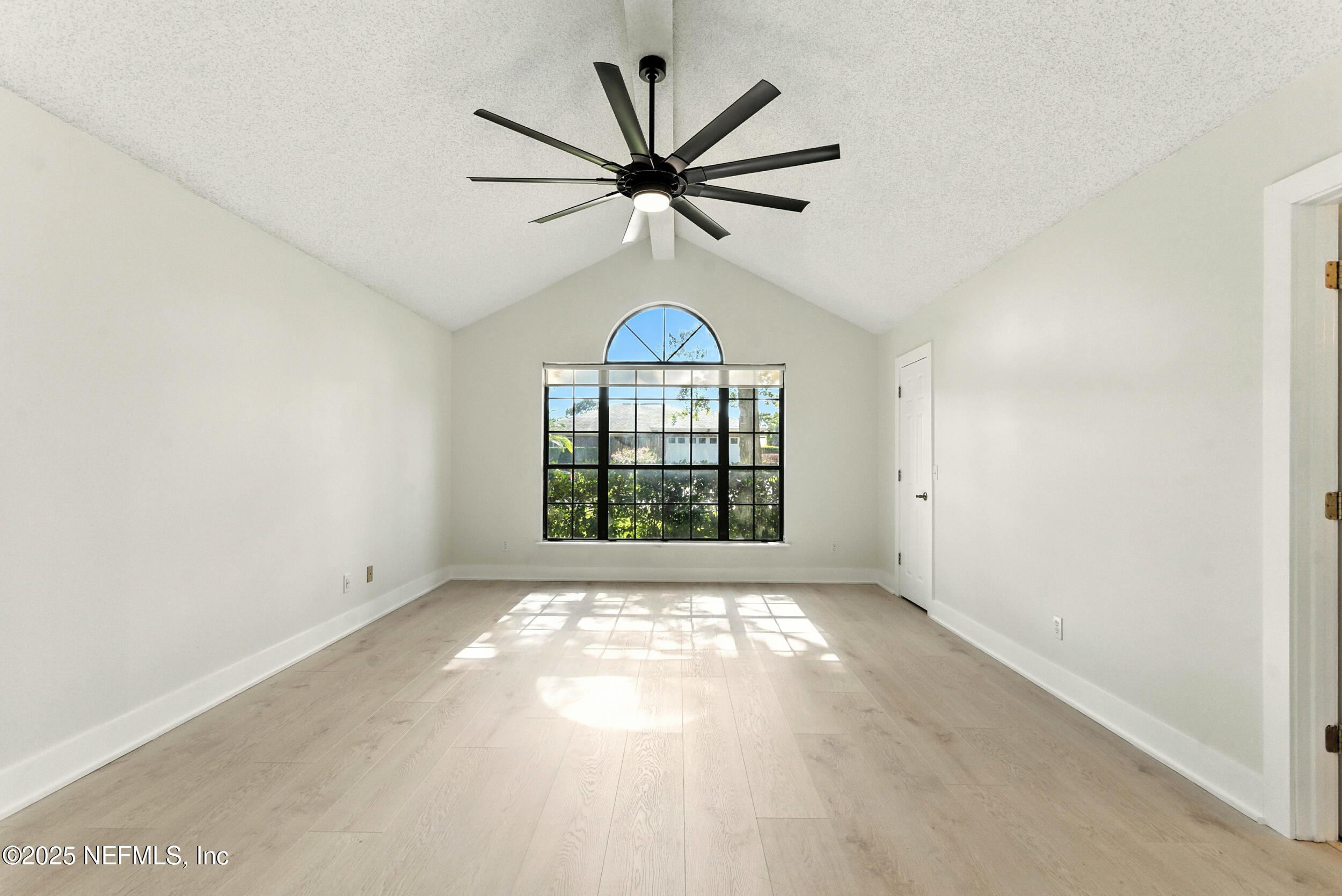 1013 CELEBRANT Drive