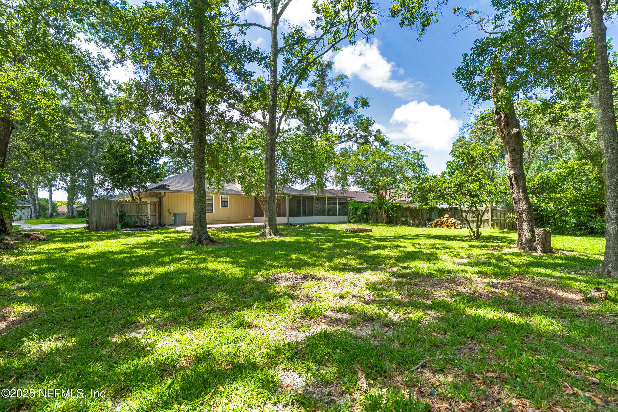 1013 CELEBRANT Drive
