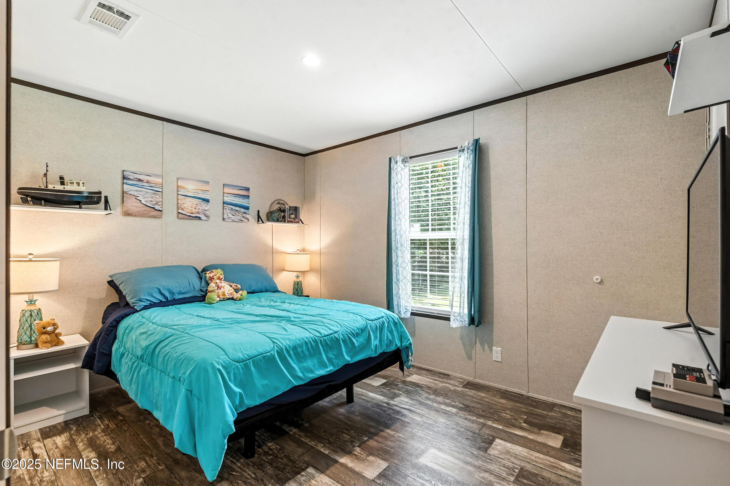 211 KNIGHT BOXX Road