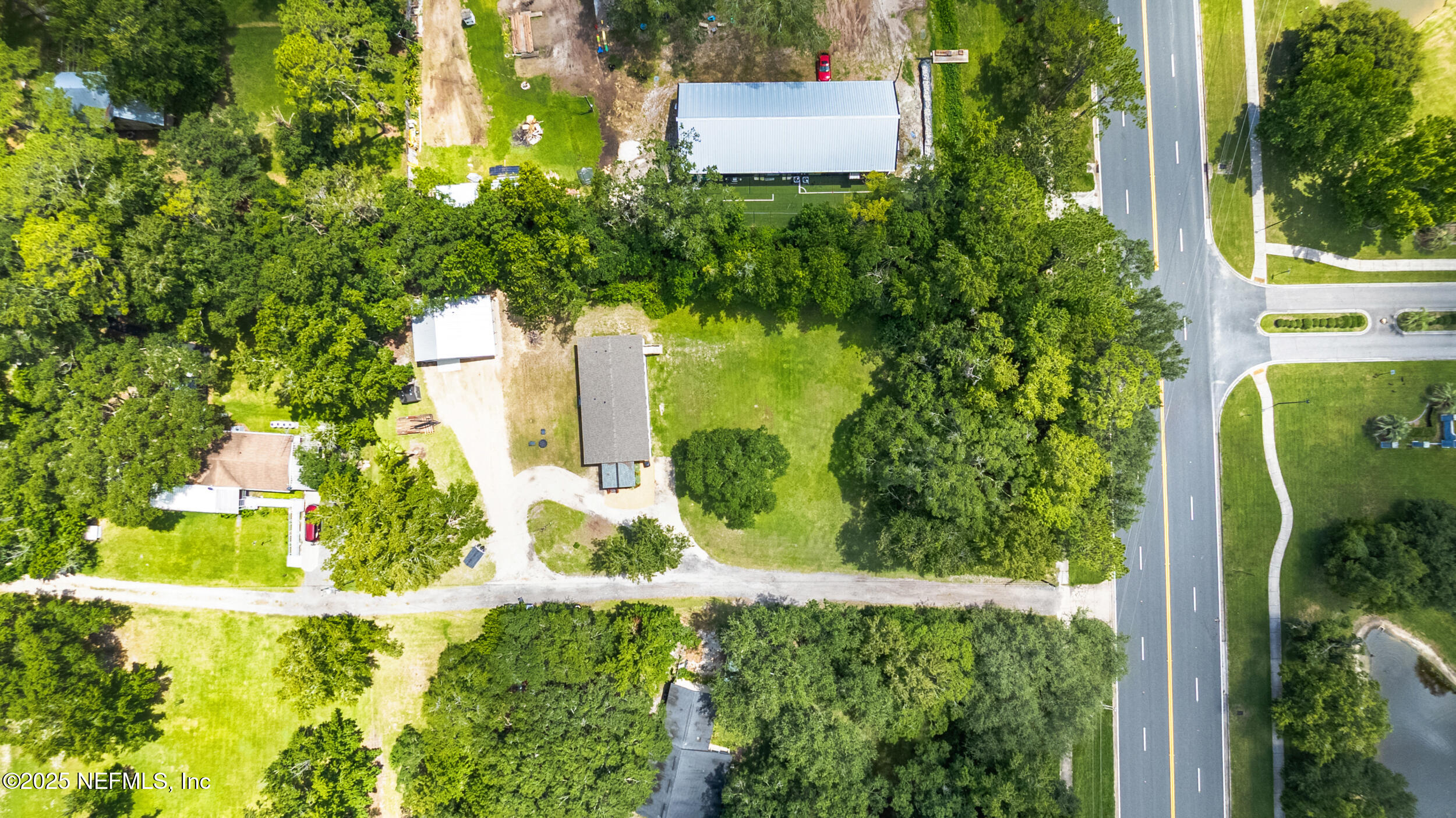 211 KNIGHT BOXX Road