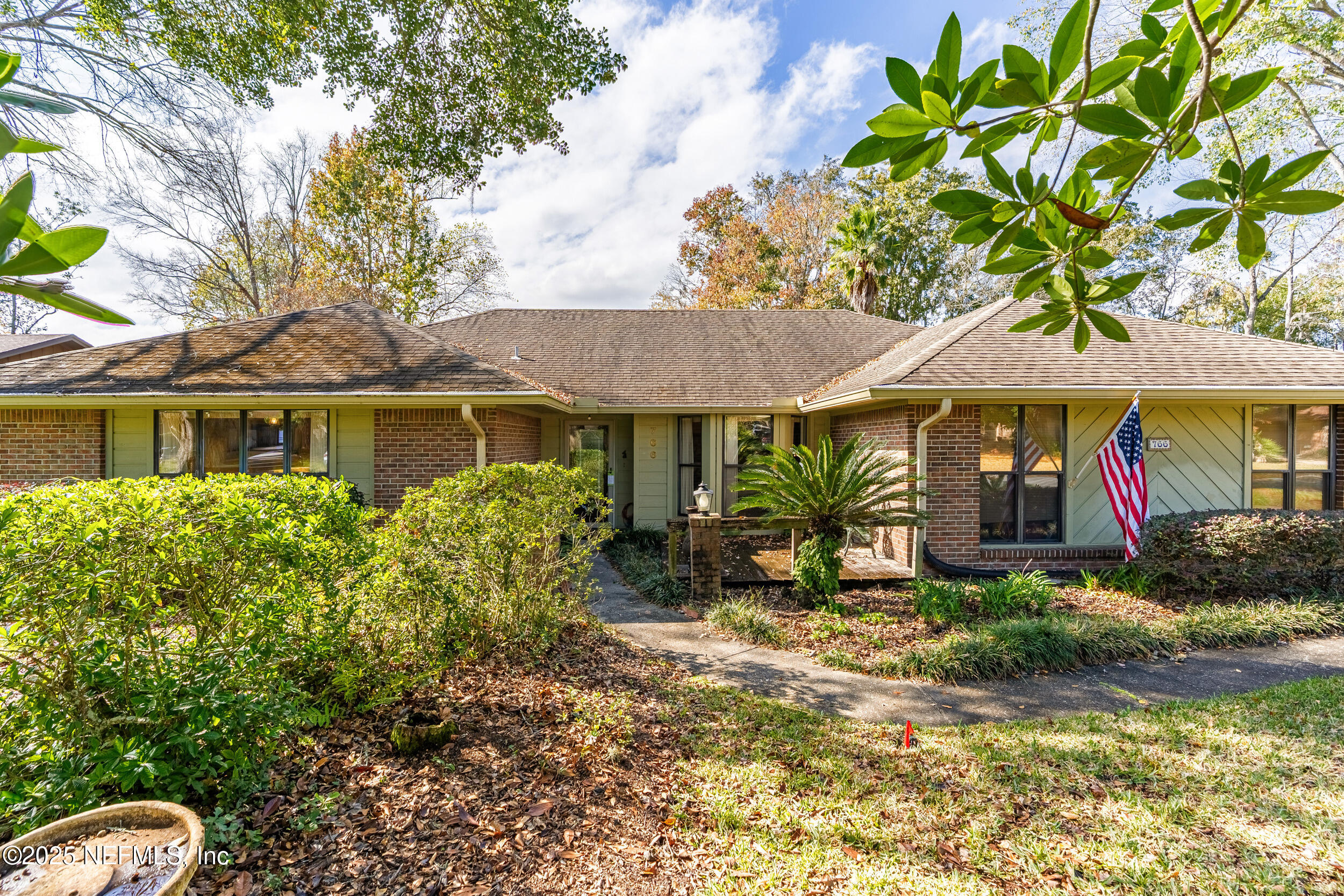 766 DUART Drive