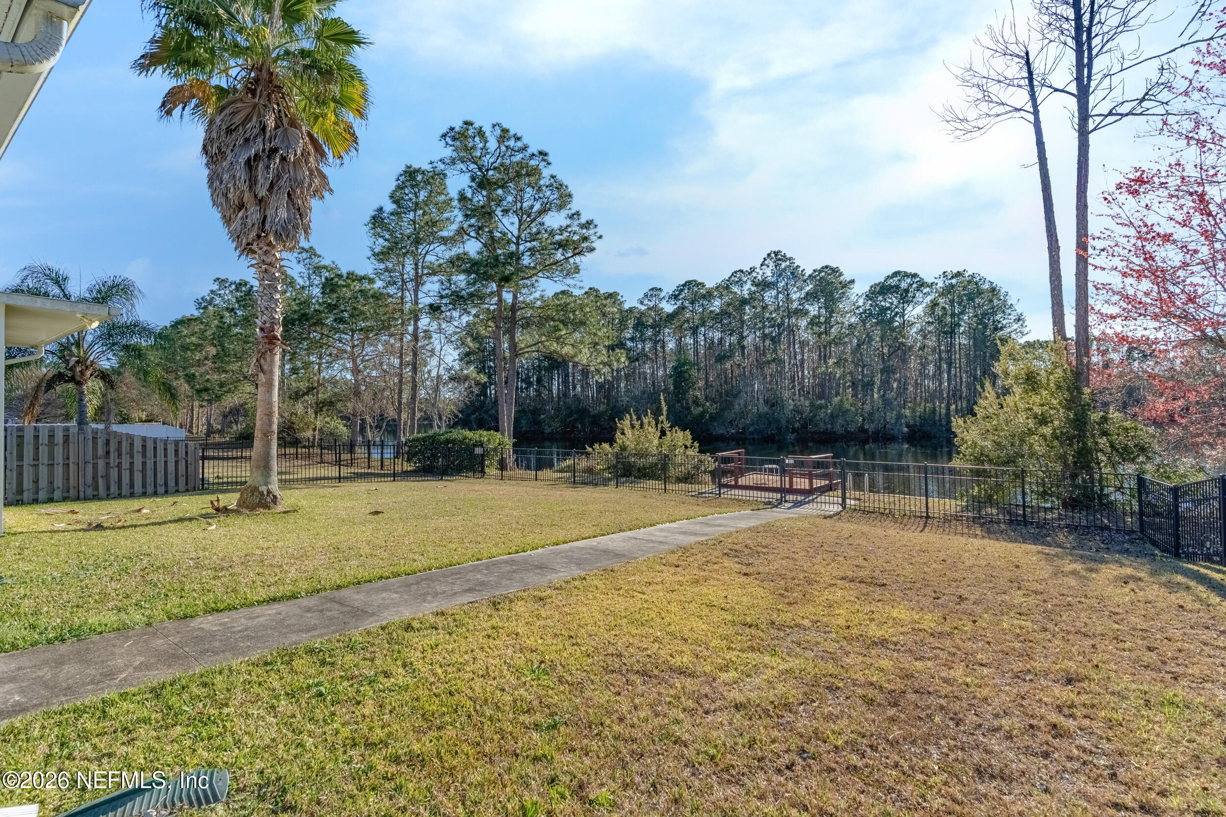 2510 BRITNEY LAKES Lane