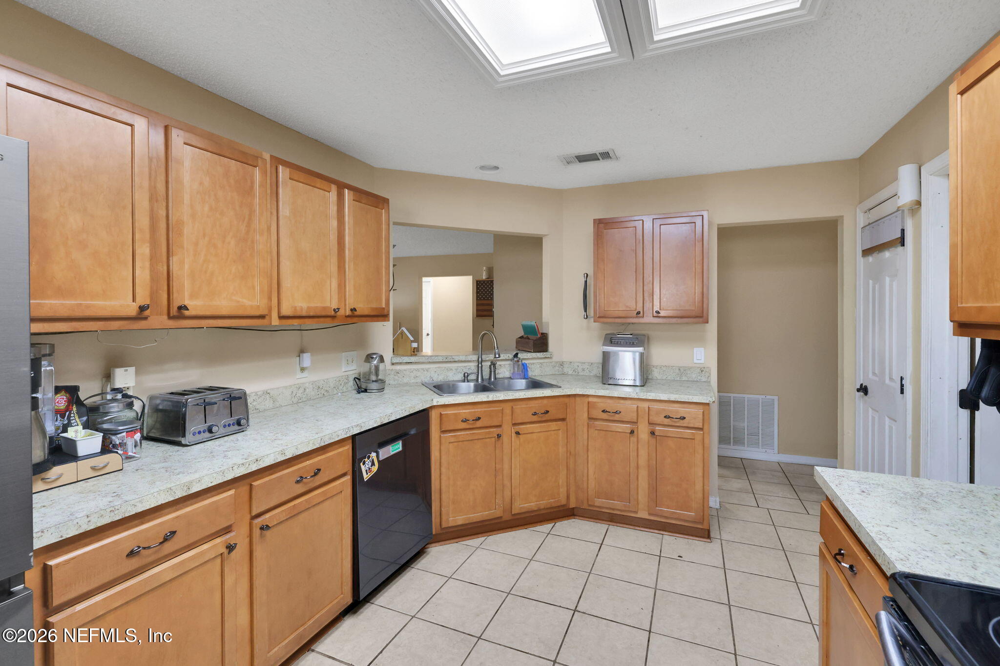 8457 SUGARTREE Drive