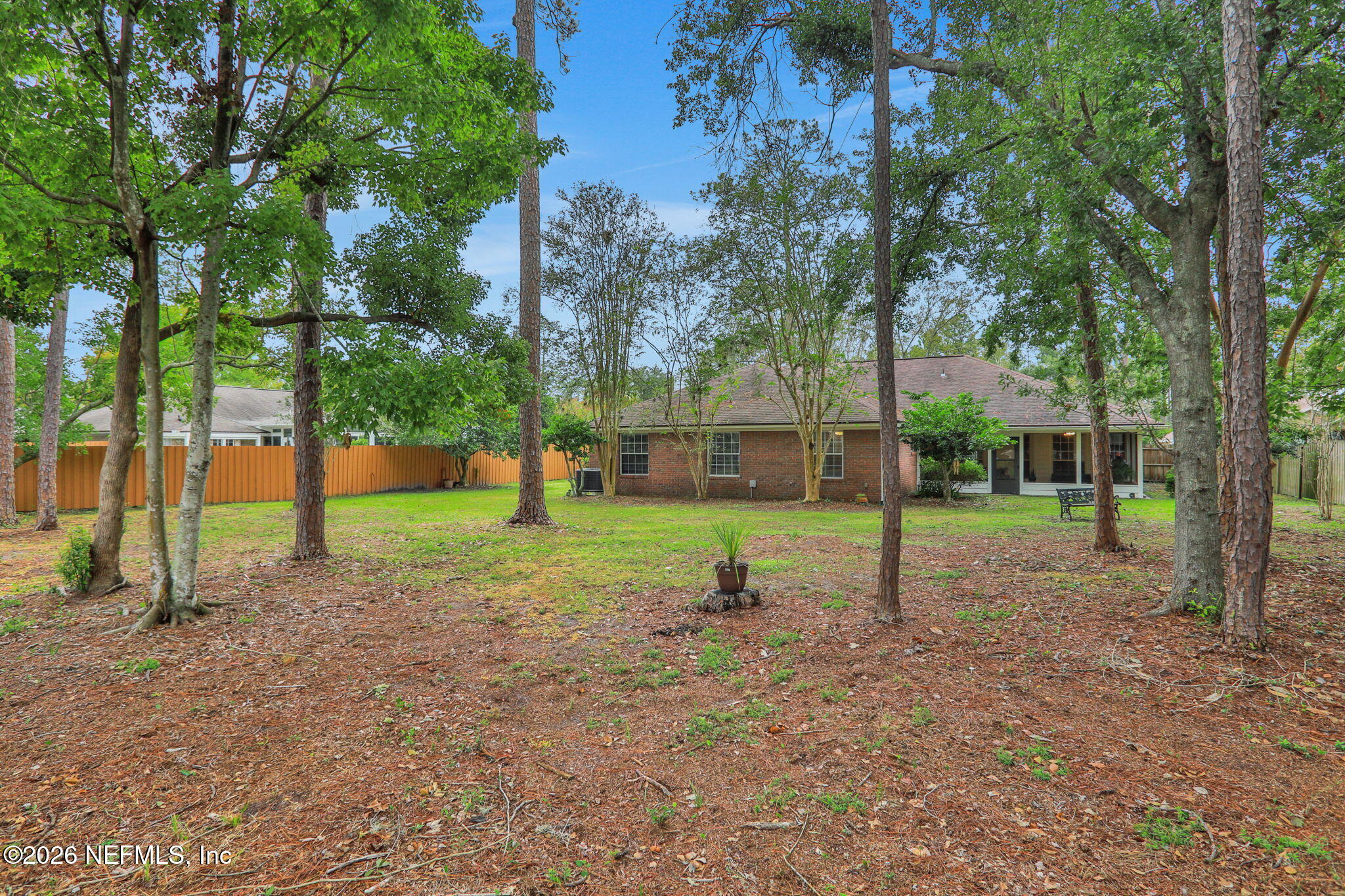 1860 ROYAL FERN Lane