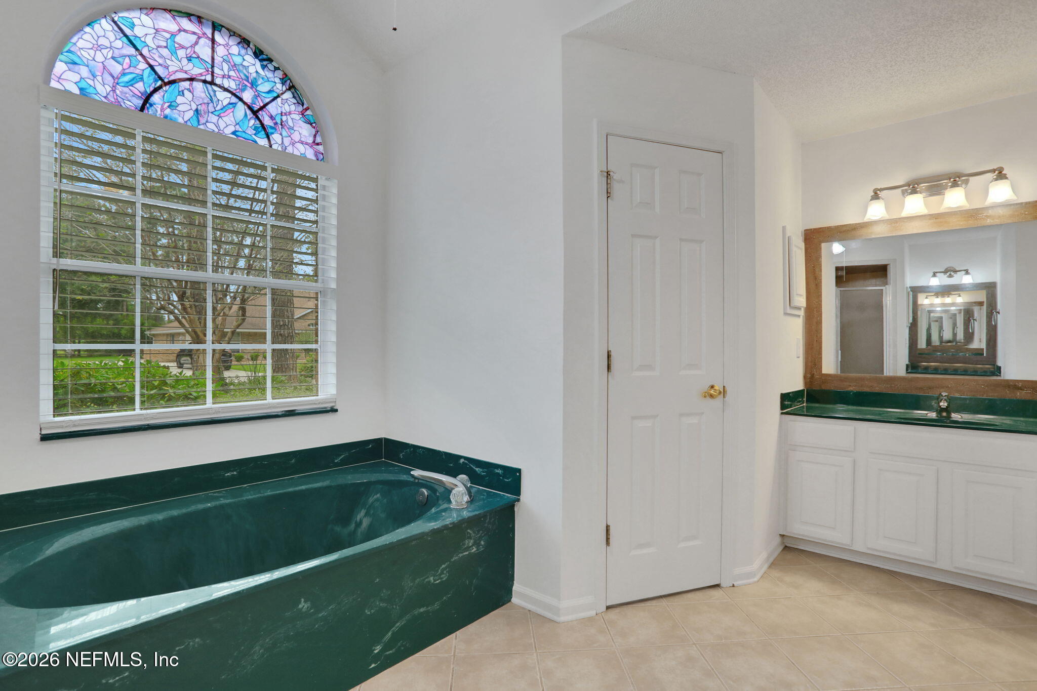 1860 ROYAL FERN Lane