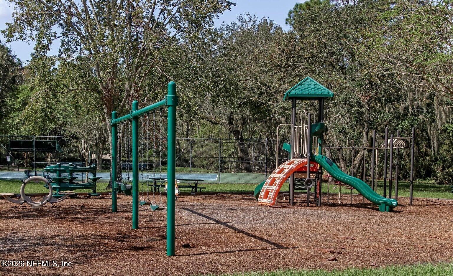 1860 ROYAL FERN Lane