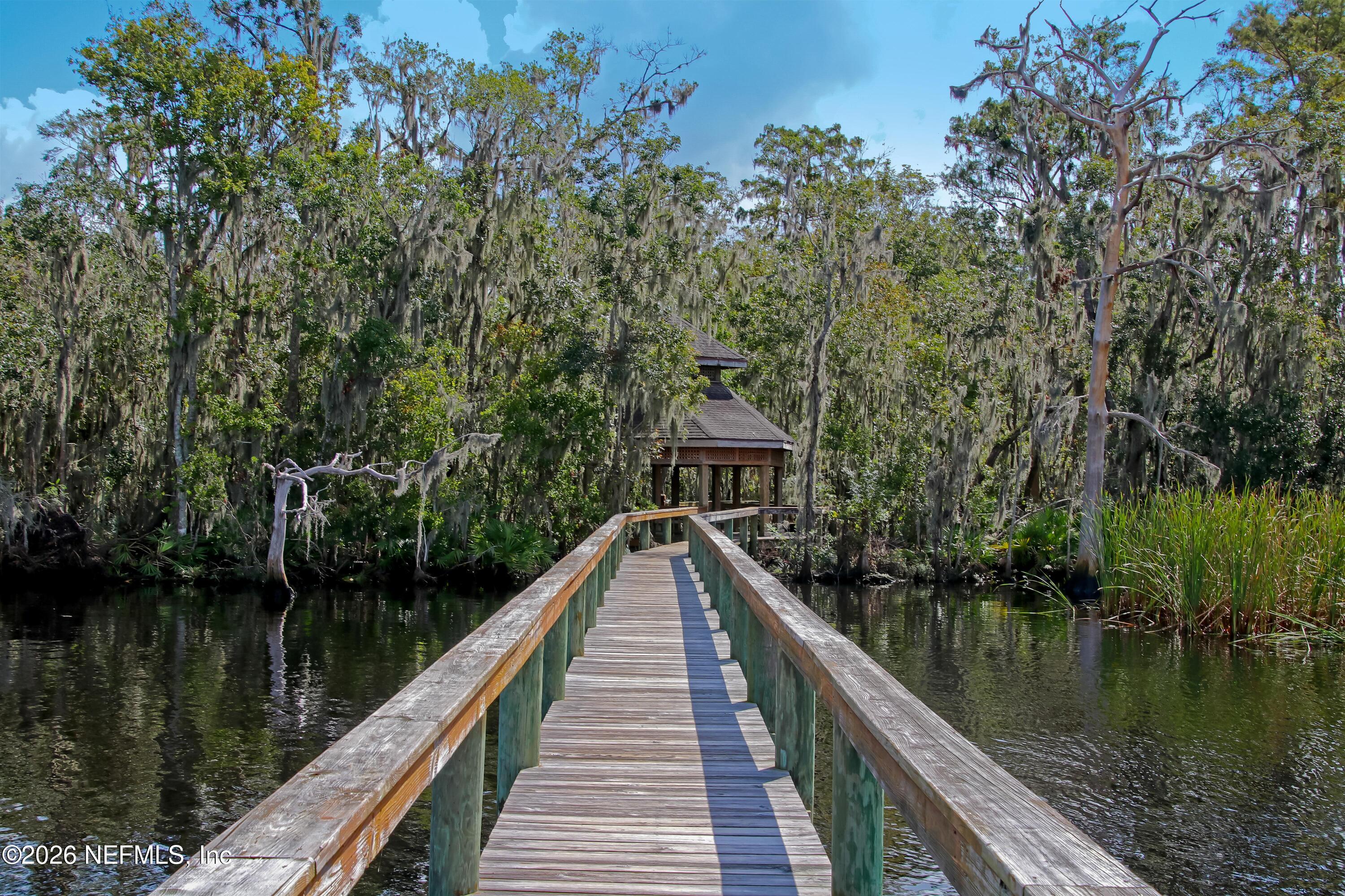 1860 ROYAL FERN Lane