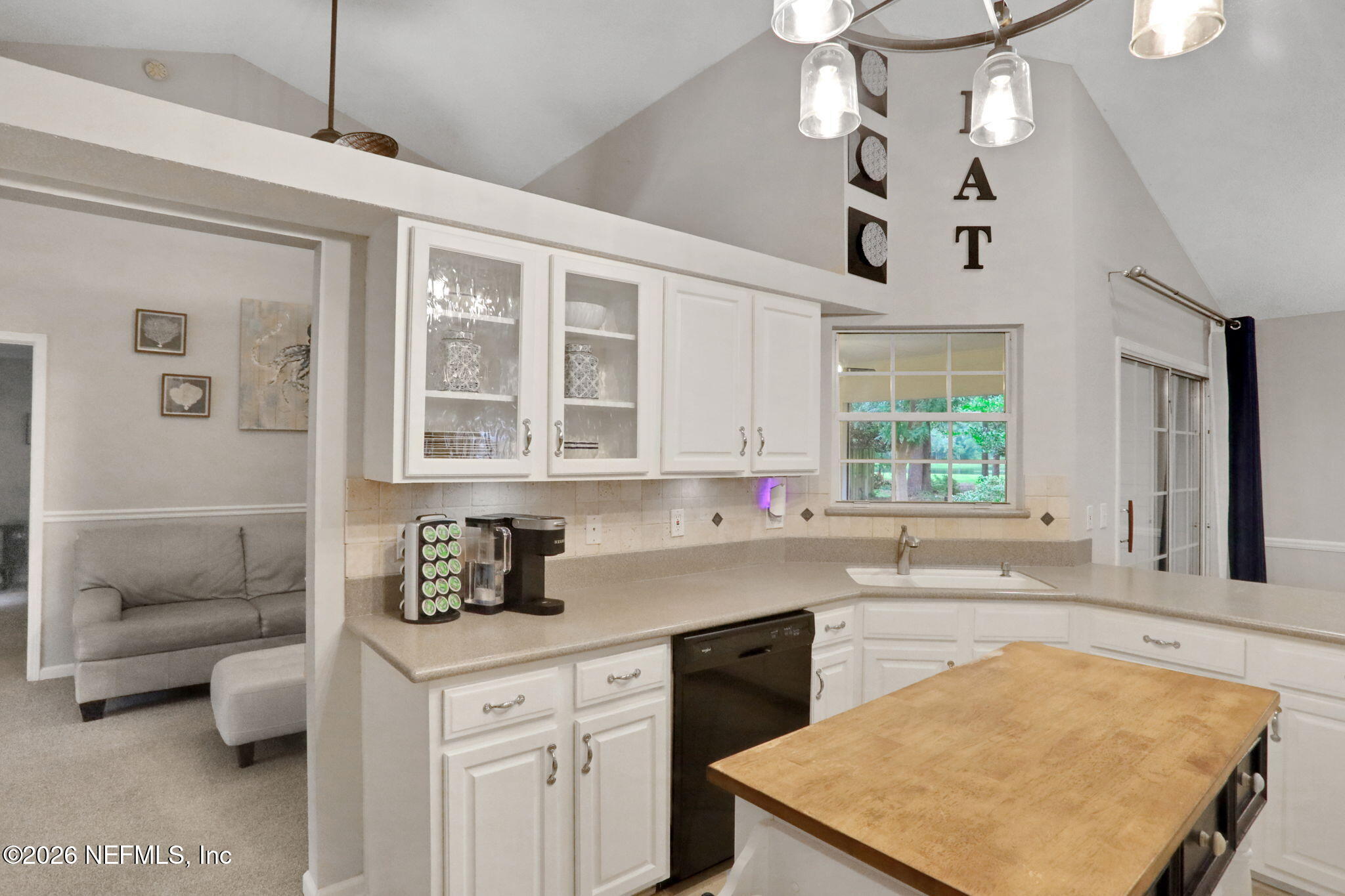 1860 ROYAL FERN Lane