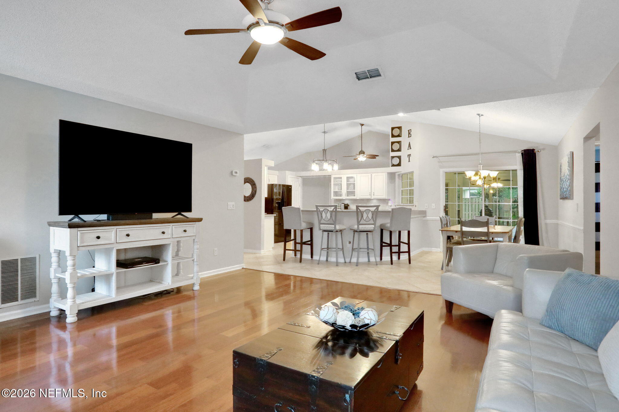 1860 ROYAL FERN Lane