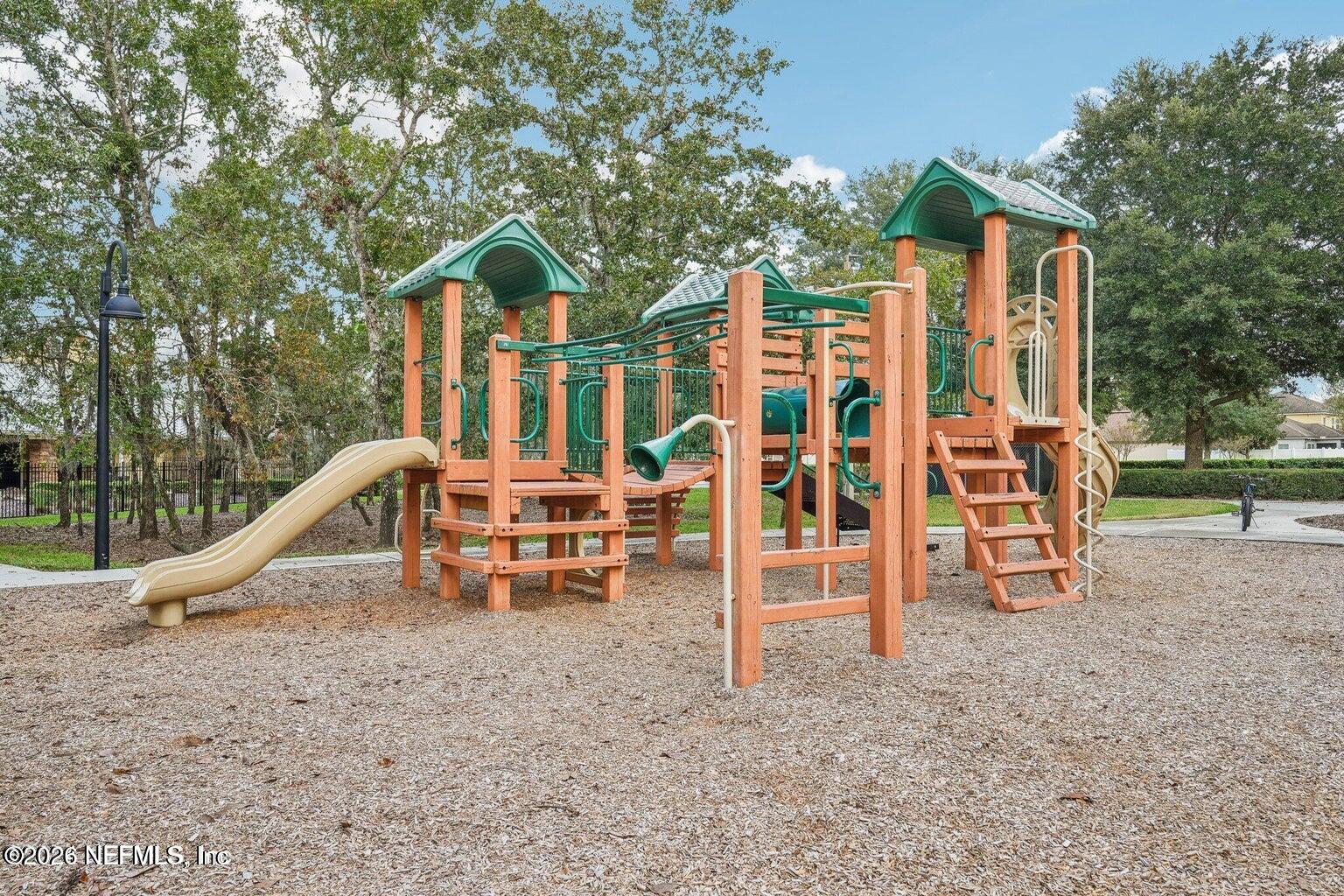 1521 LANTERN LIGHT Trail