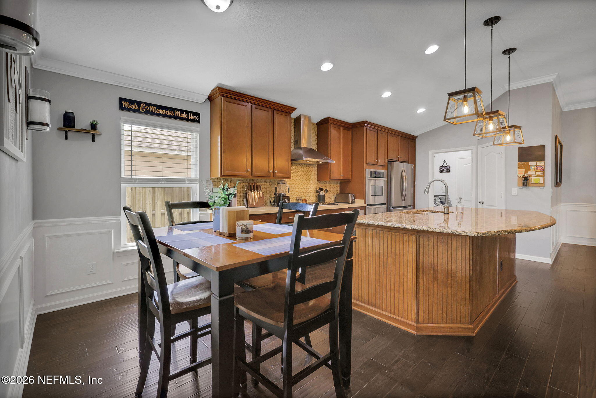 1521 LANTERN LIGHT Trail