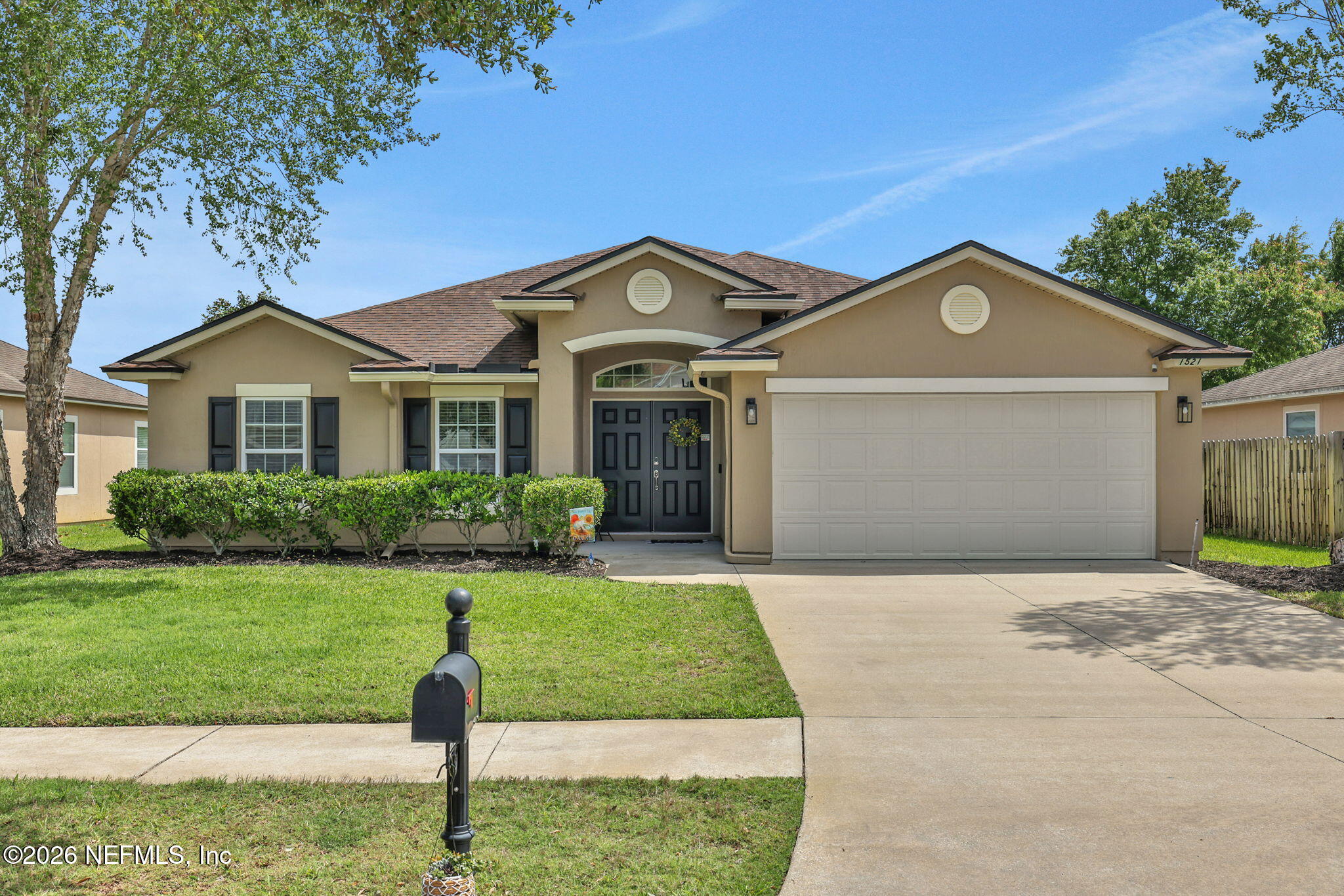 1521 LANTERN LIGHT Trail