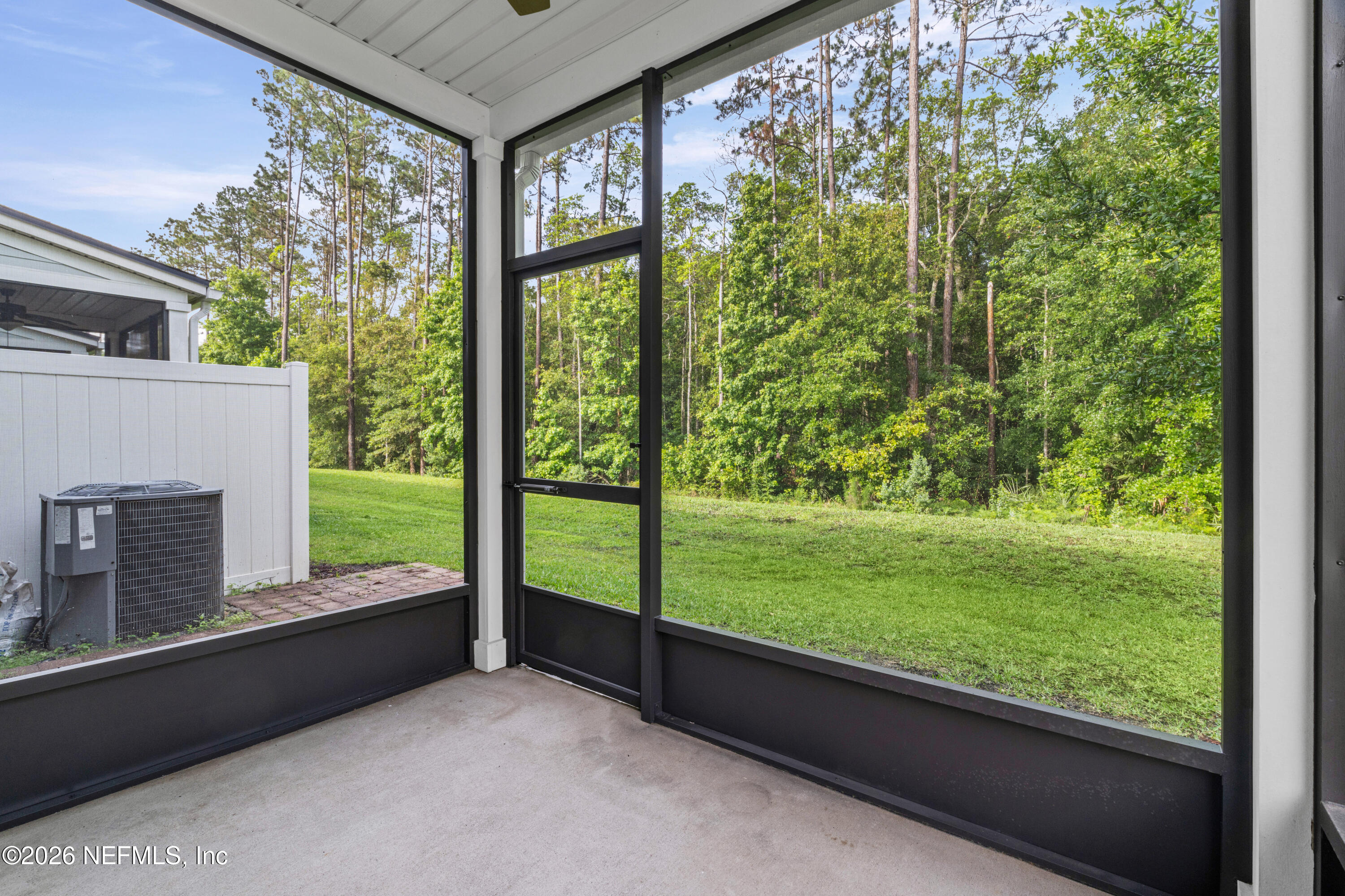 195 RICHMOND Drive, St. Johns