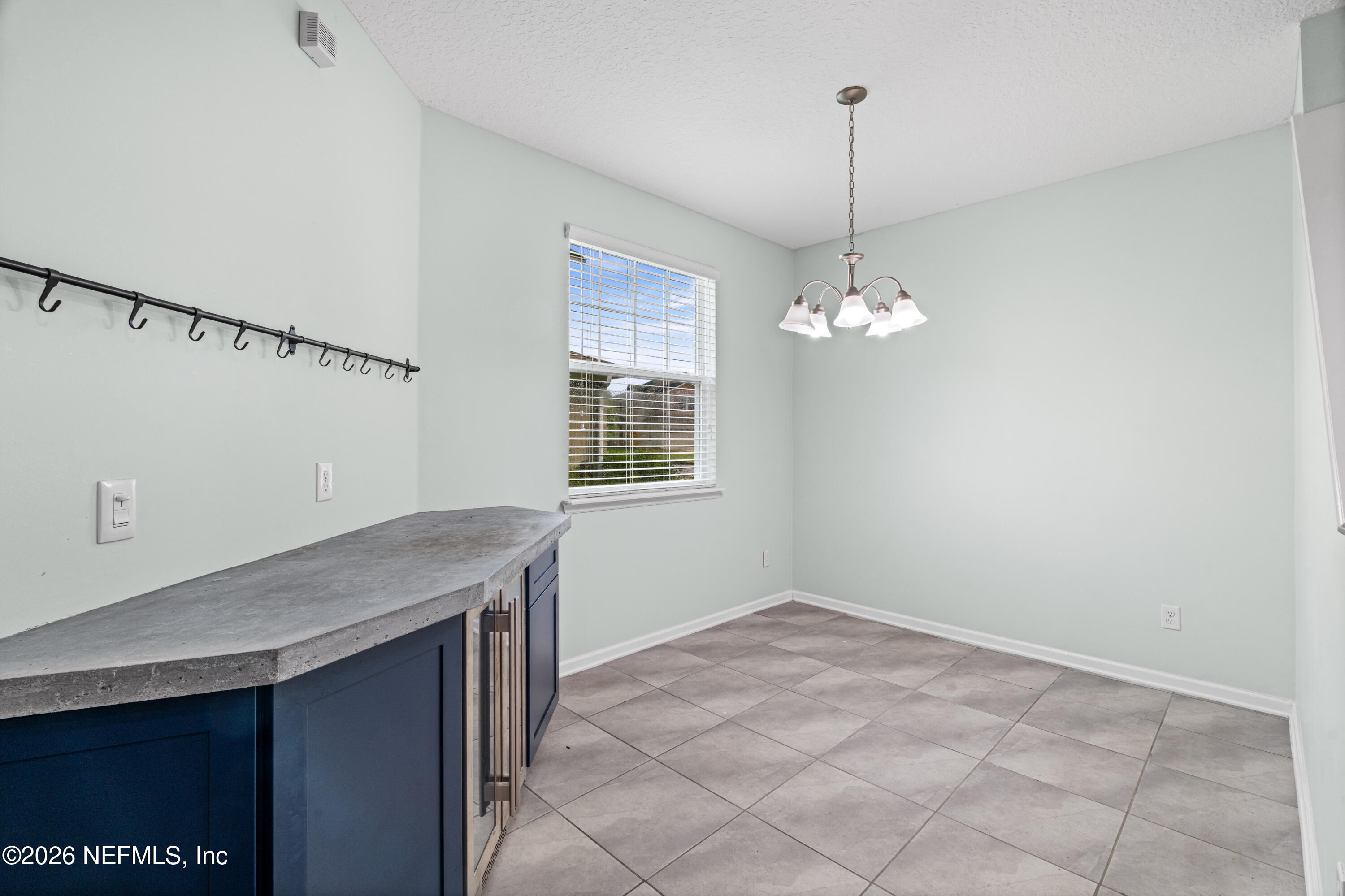 195 RICHMOND Drive, St. Johns