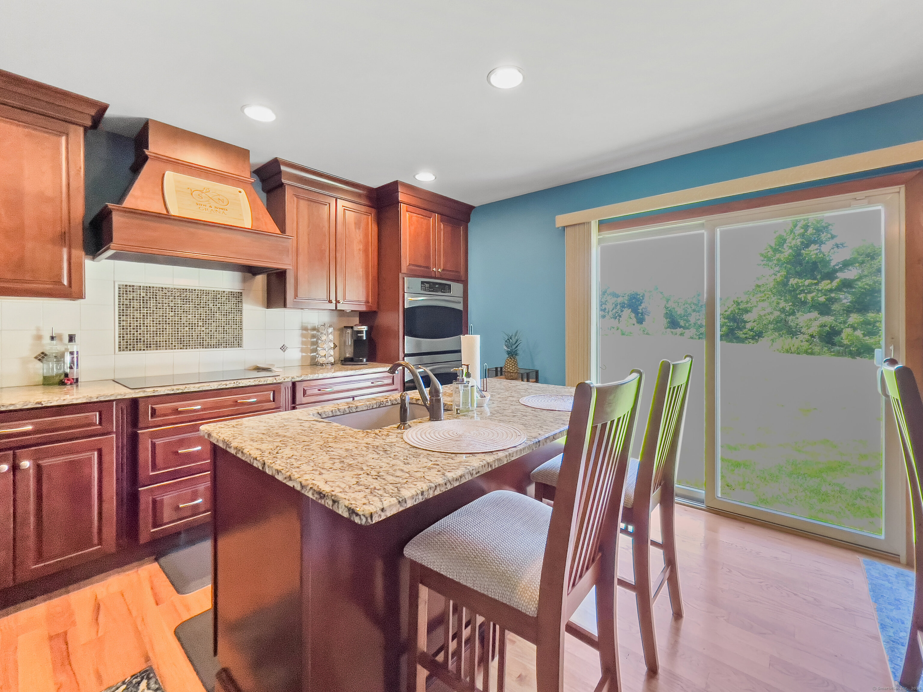 18 Hawleyville Road