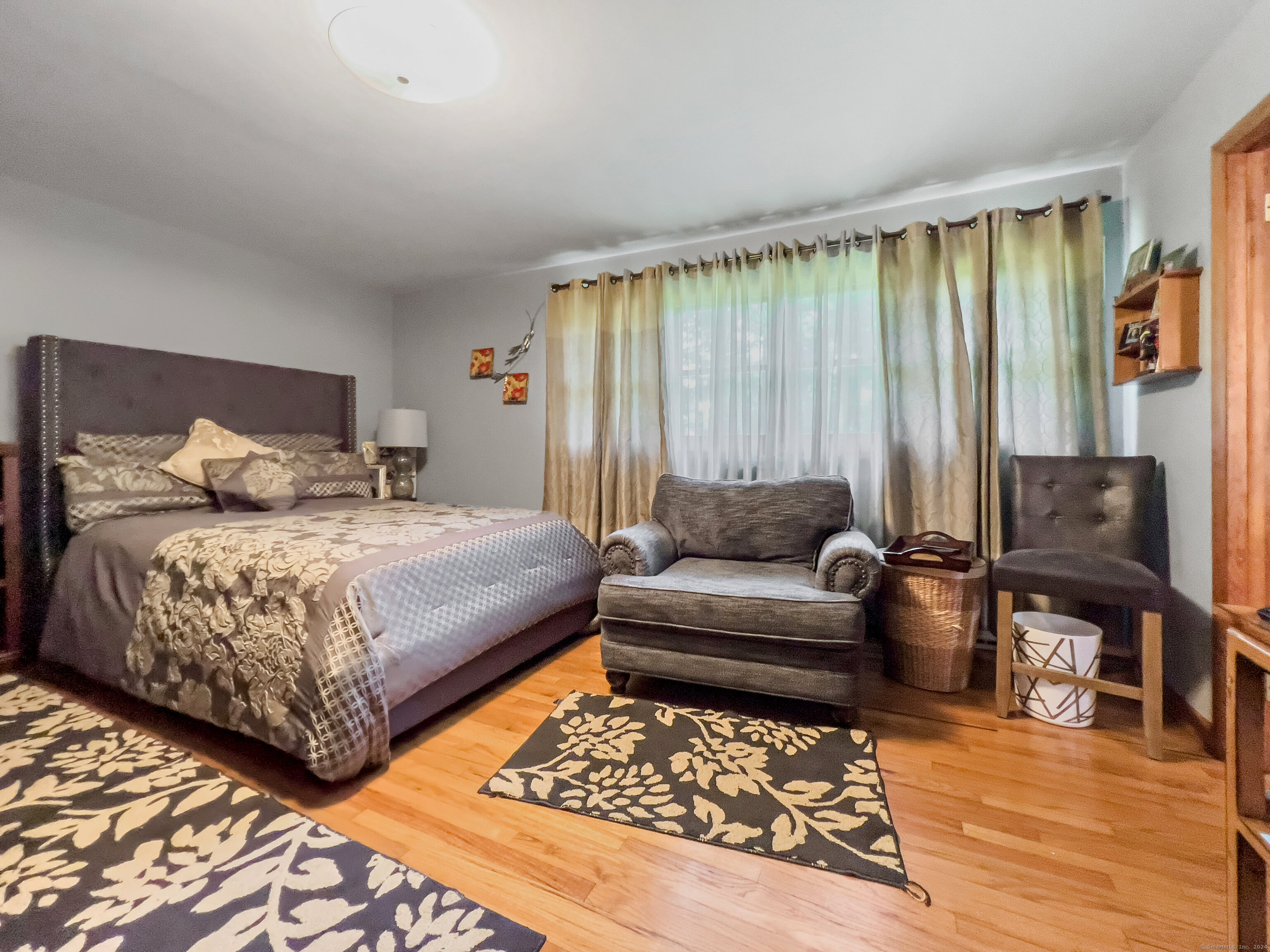 18 Hawleyville Road
