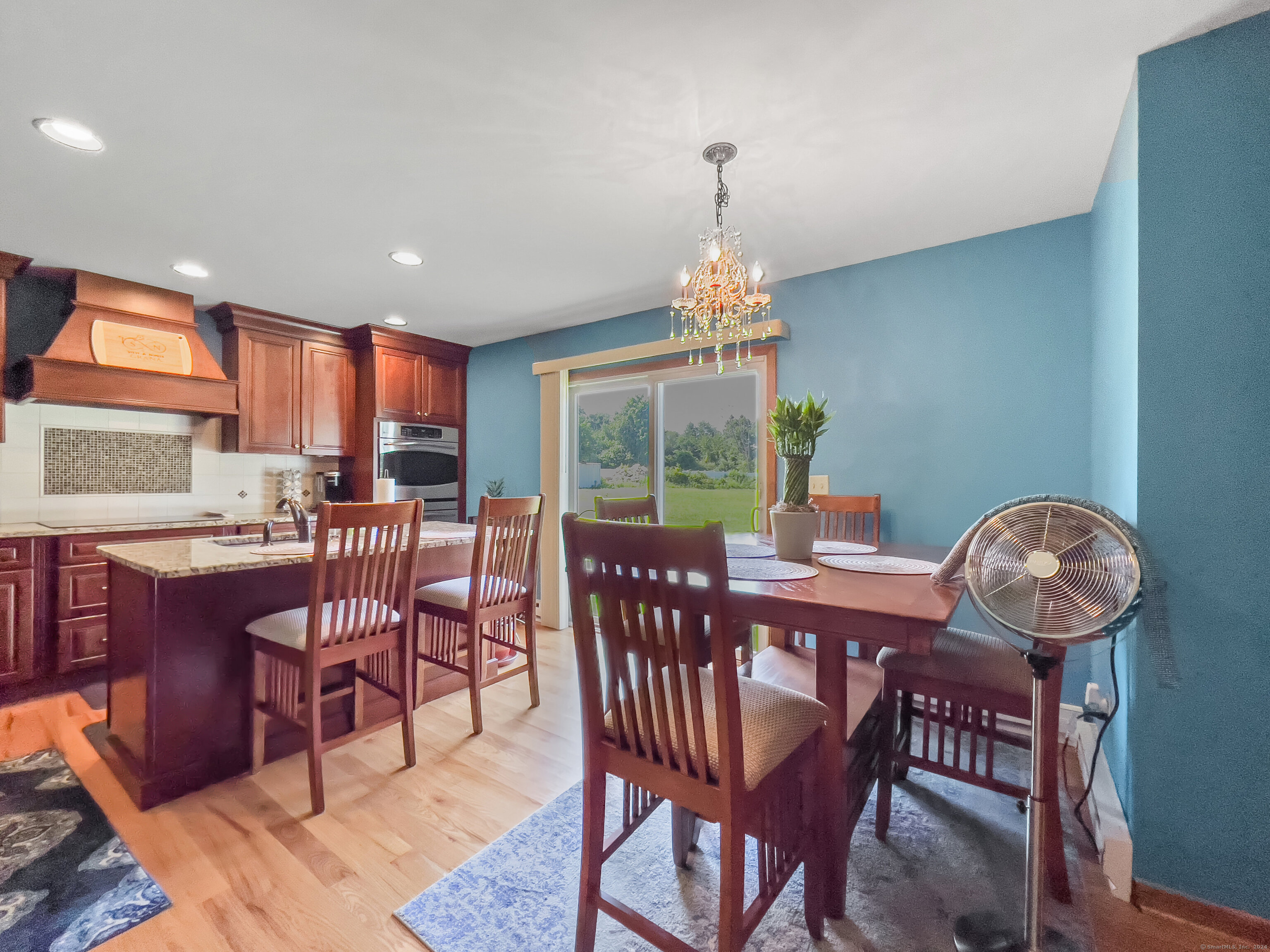 18 Hawleyville Road