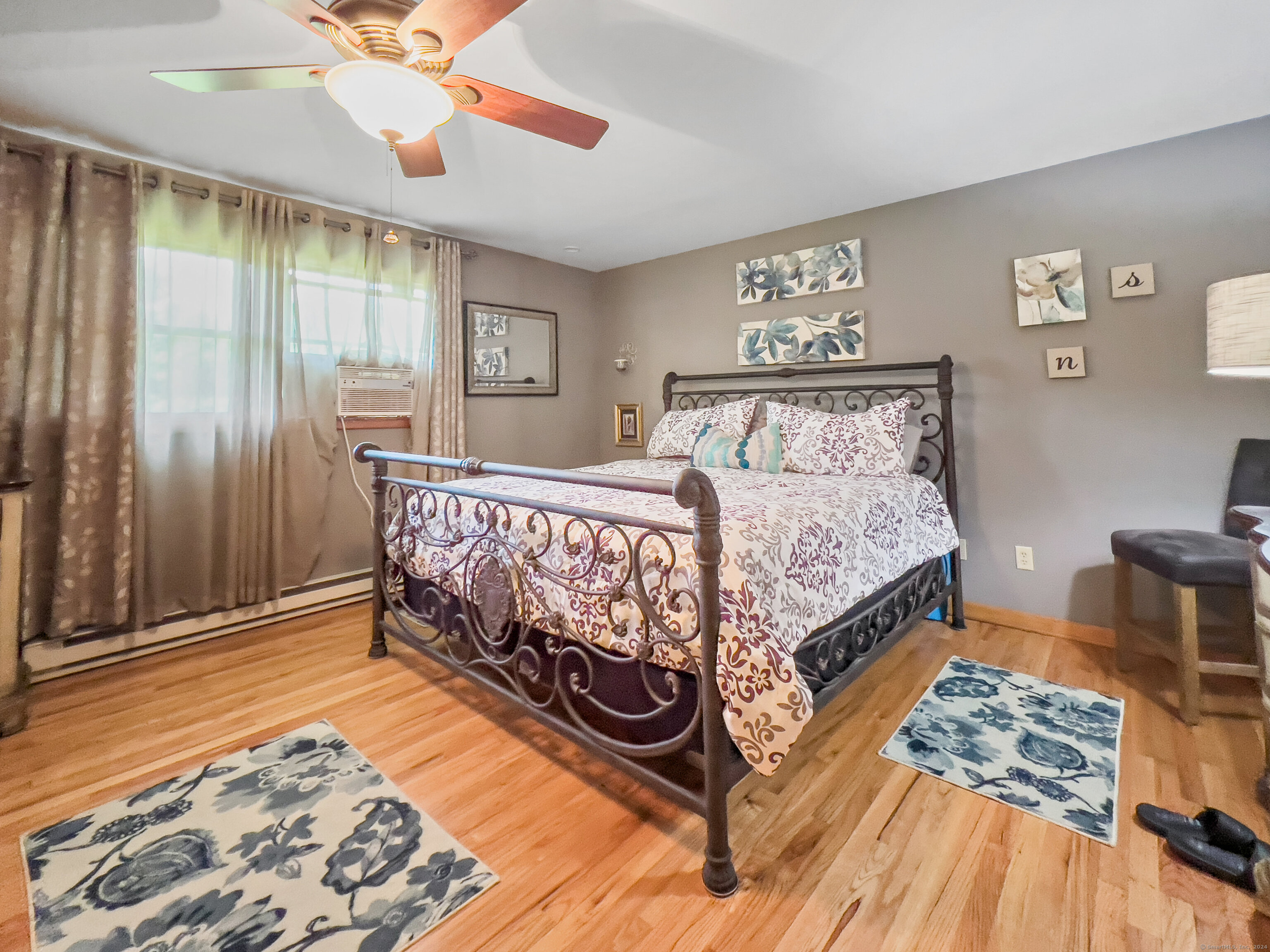 18 Hawleyville Road