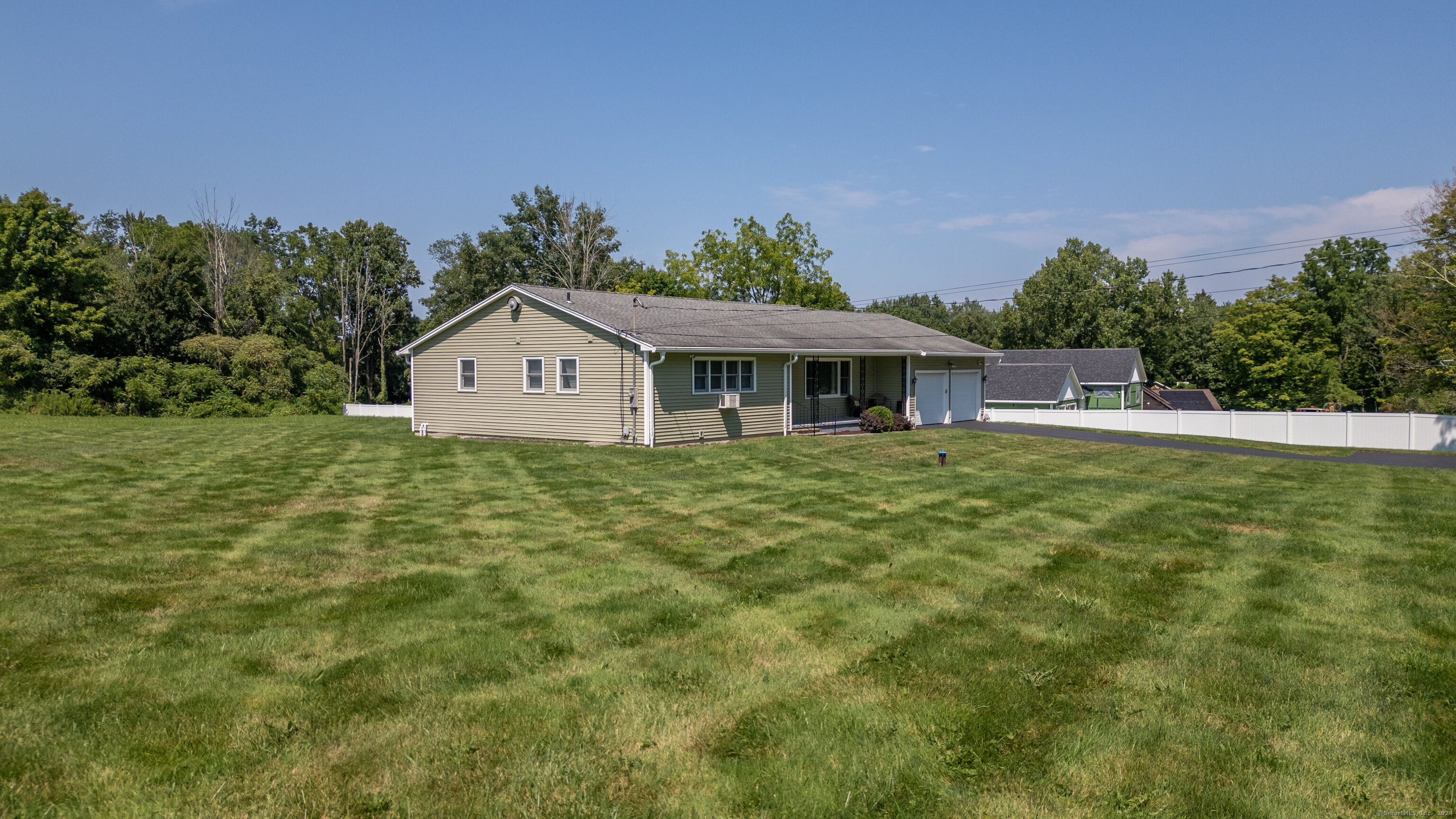 18 Hawleyville Road