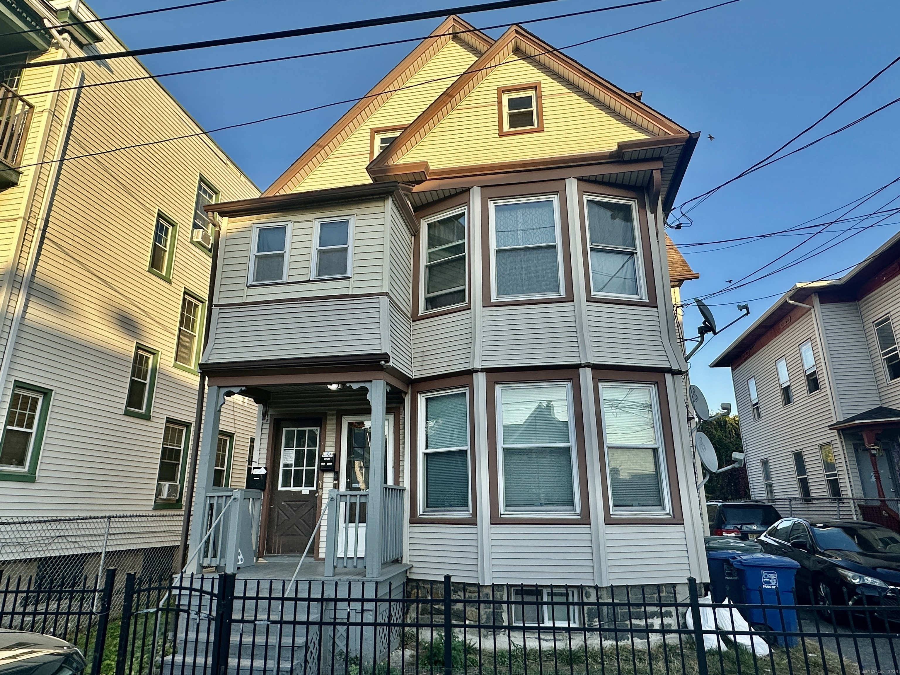 258 Brooks Street #3