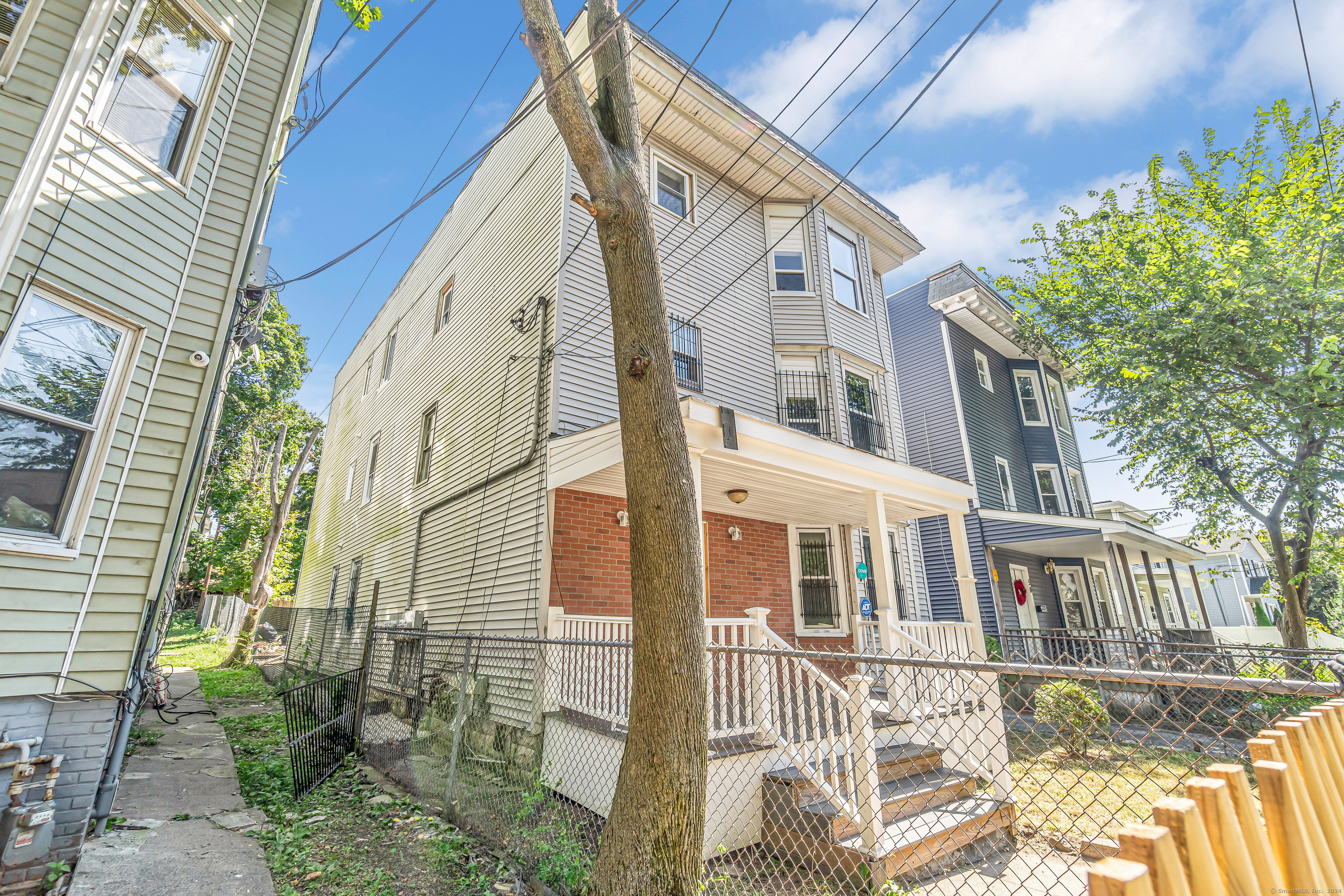 589 Winchester Avenue