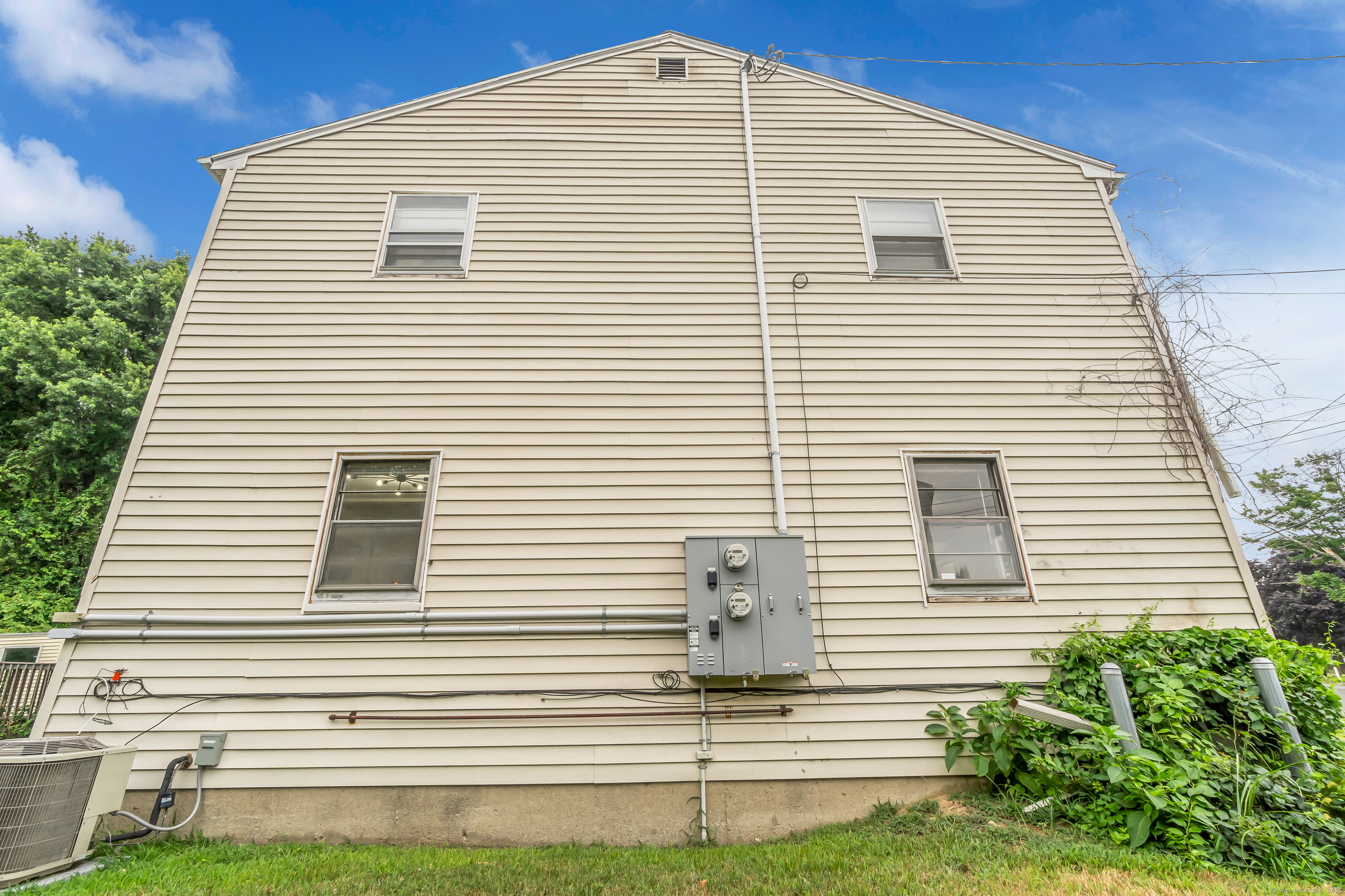 238 Larkin Court