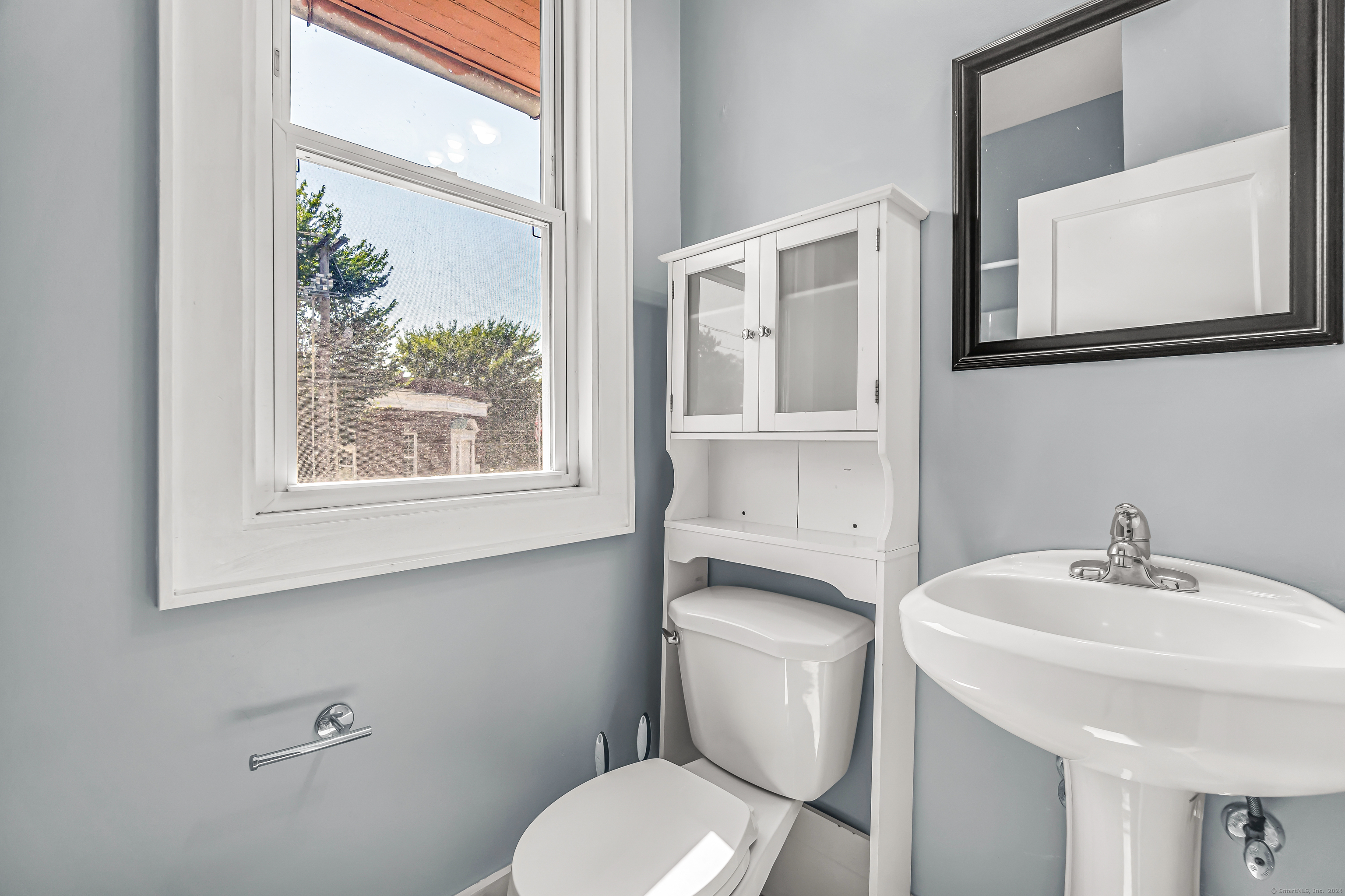2679 Fairfield Avenue #2