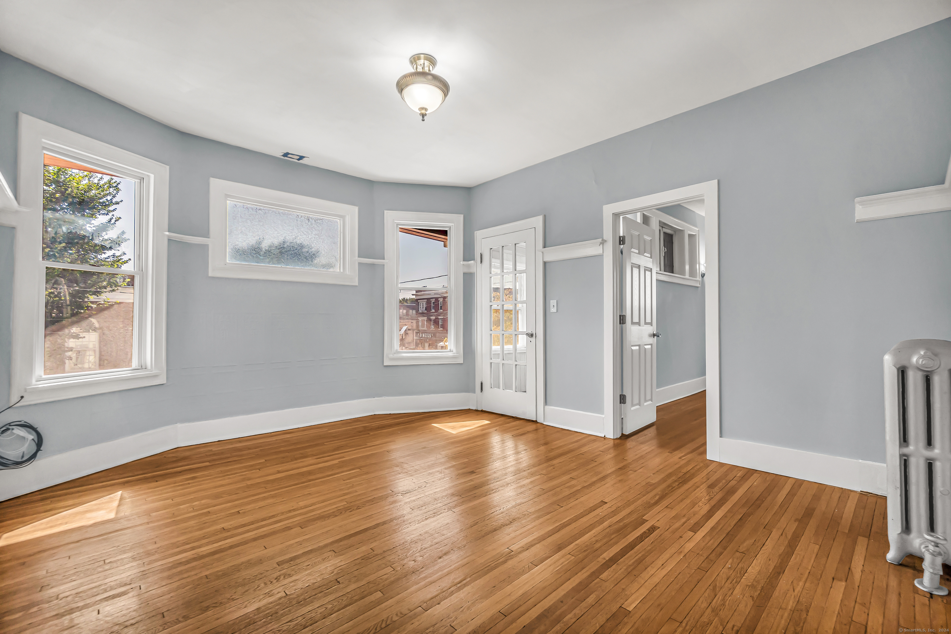 2679 Fairfield Avenue #2