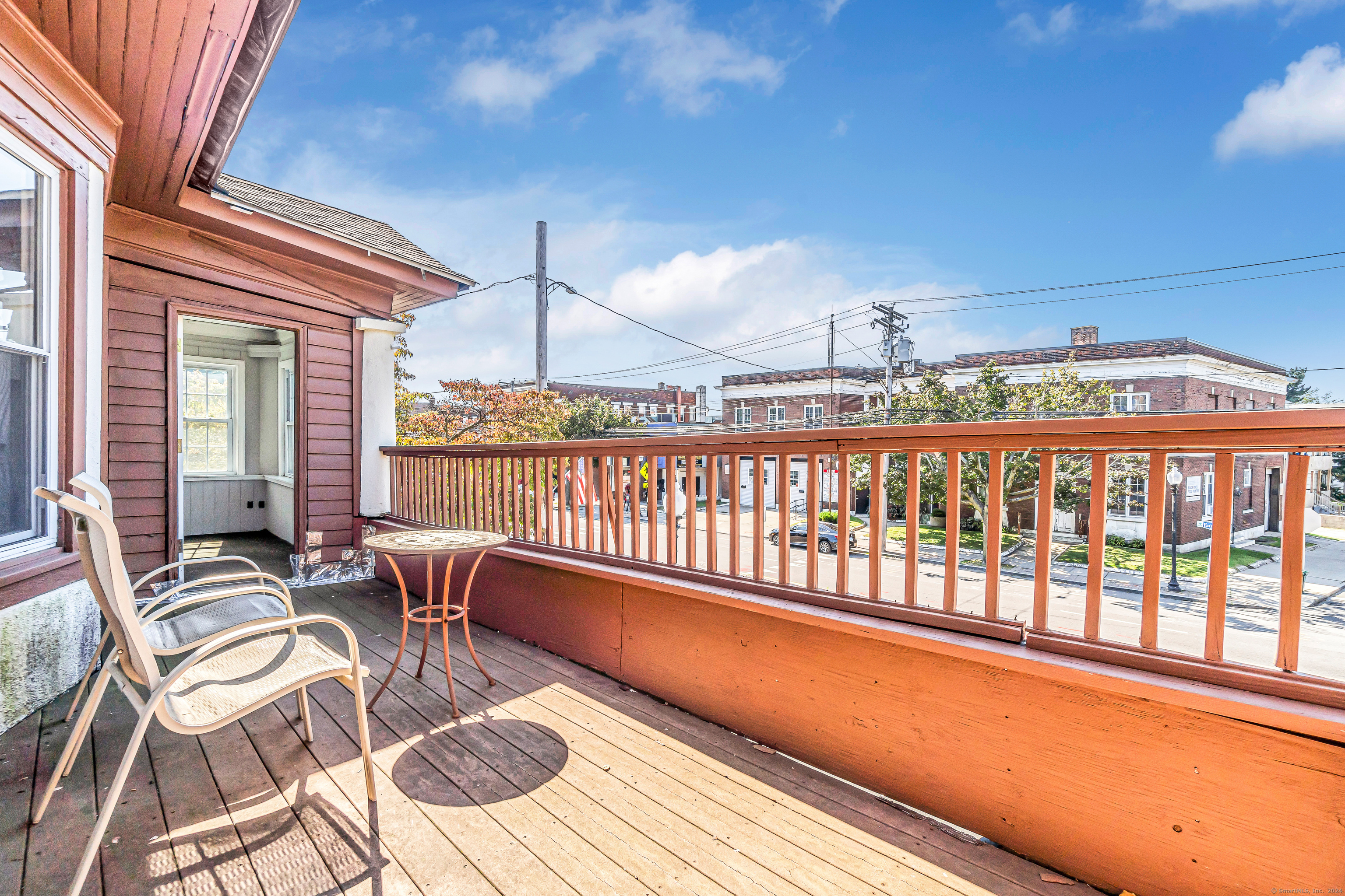 2679 Fairfield Avenue #2