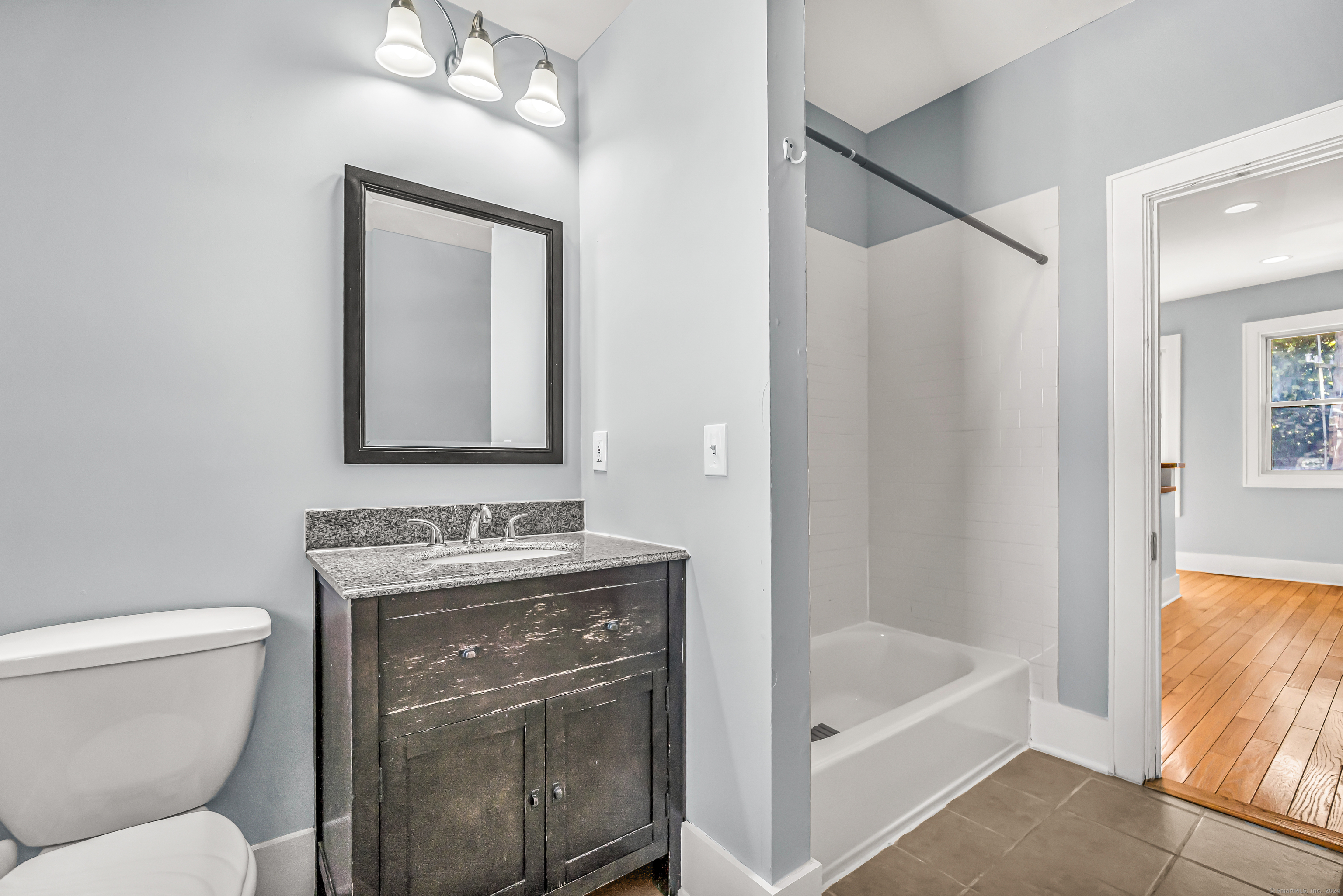 2679 Fairfield Avenue #2