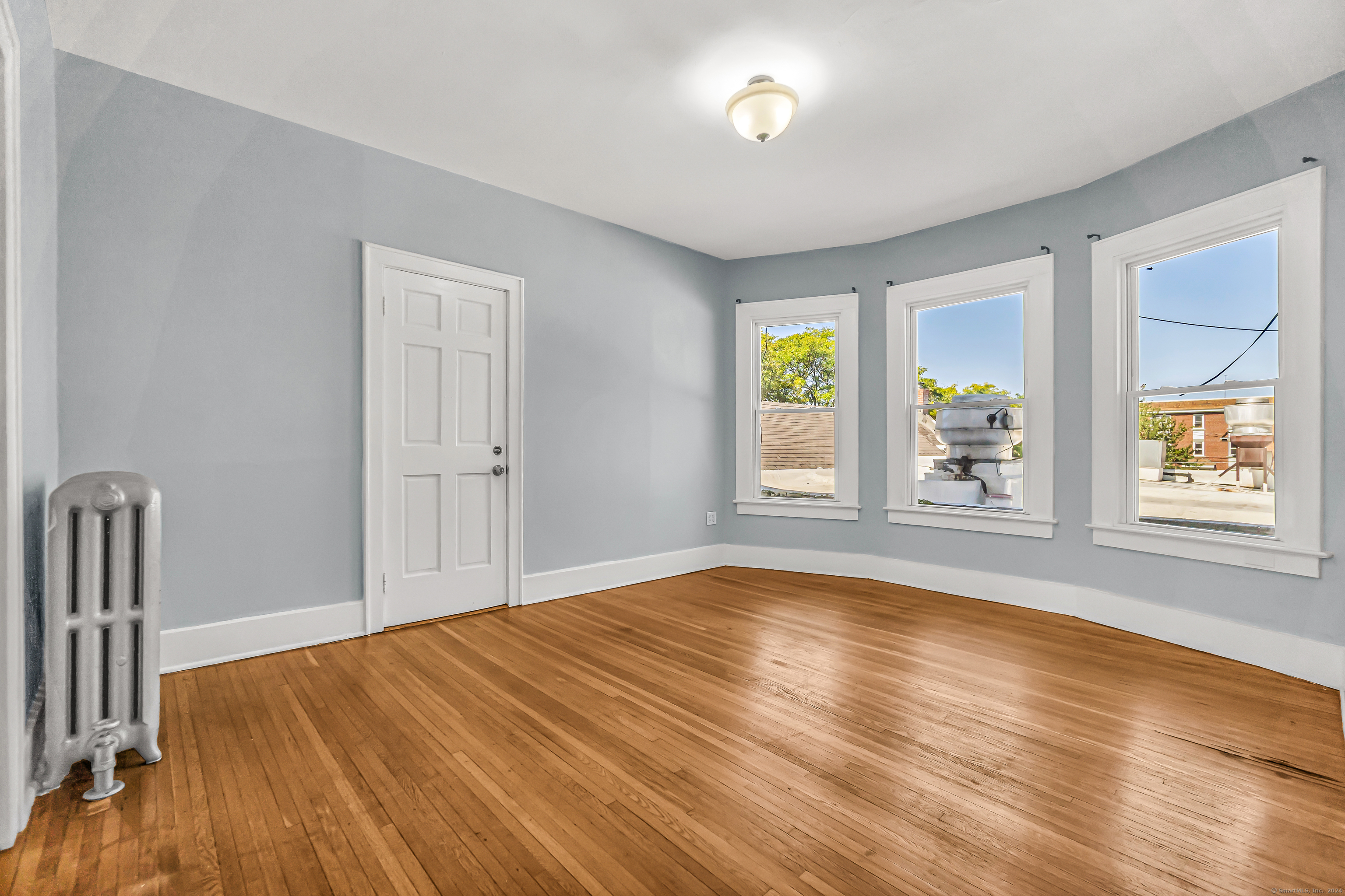 2679 Fairfield Avenue #2