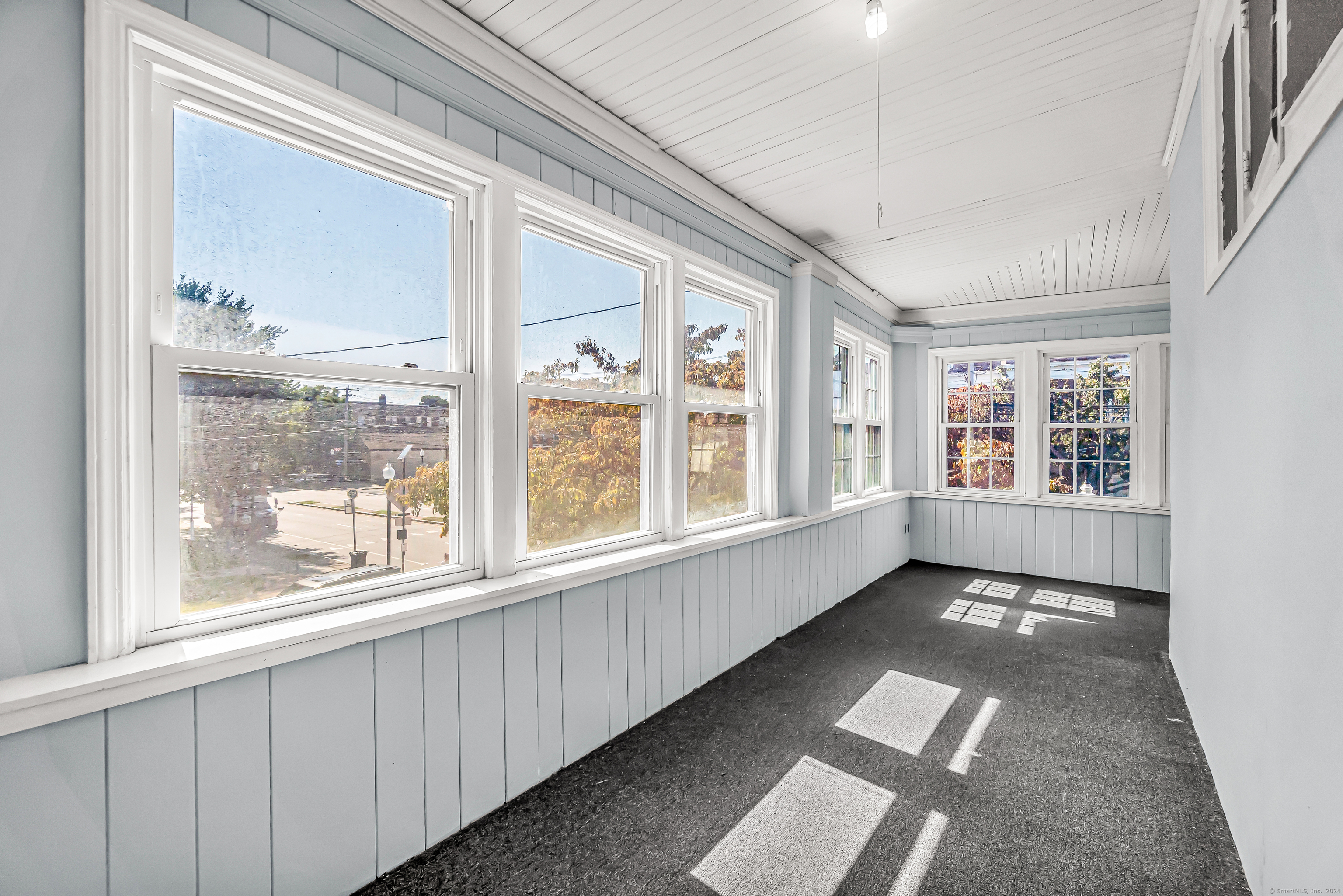 2679 Fairfield Avenue #2