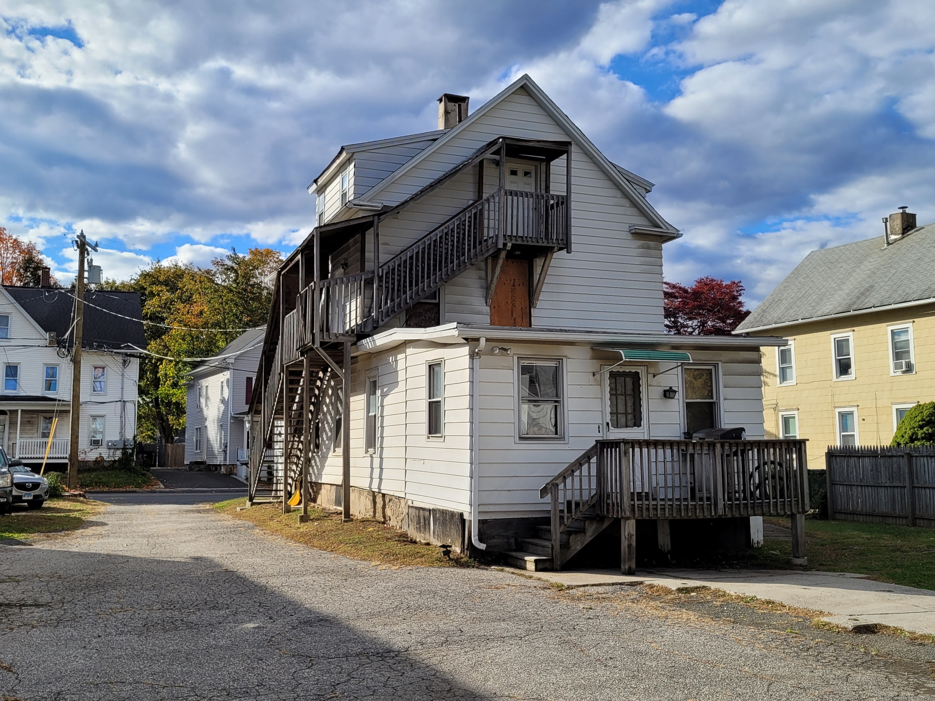 11 Starr Avenue