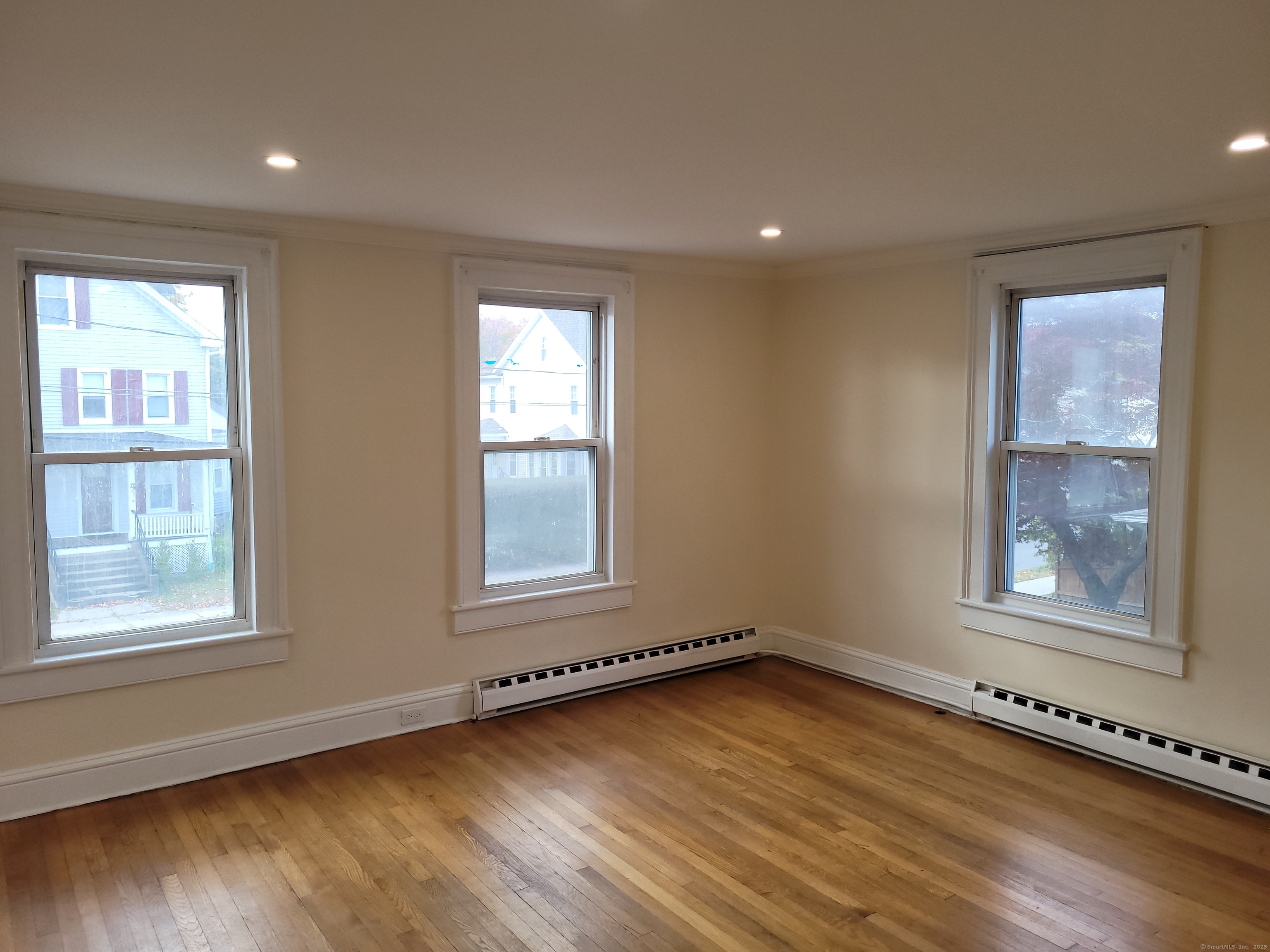 11 Starr Avenue