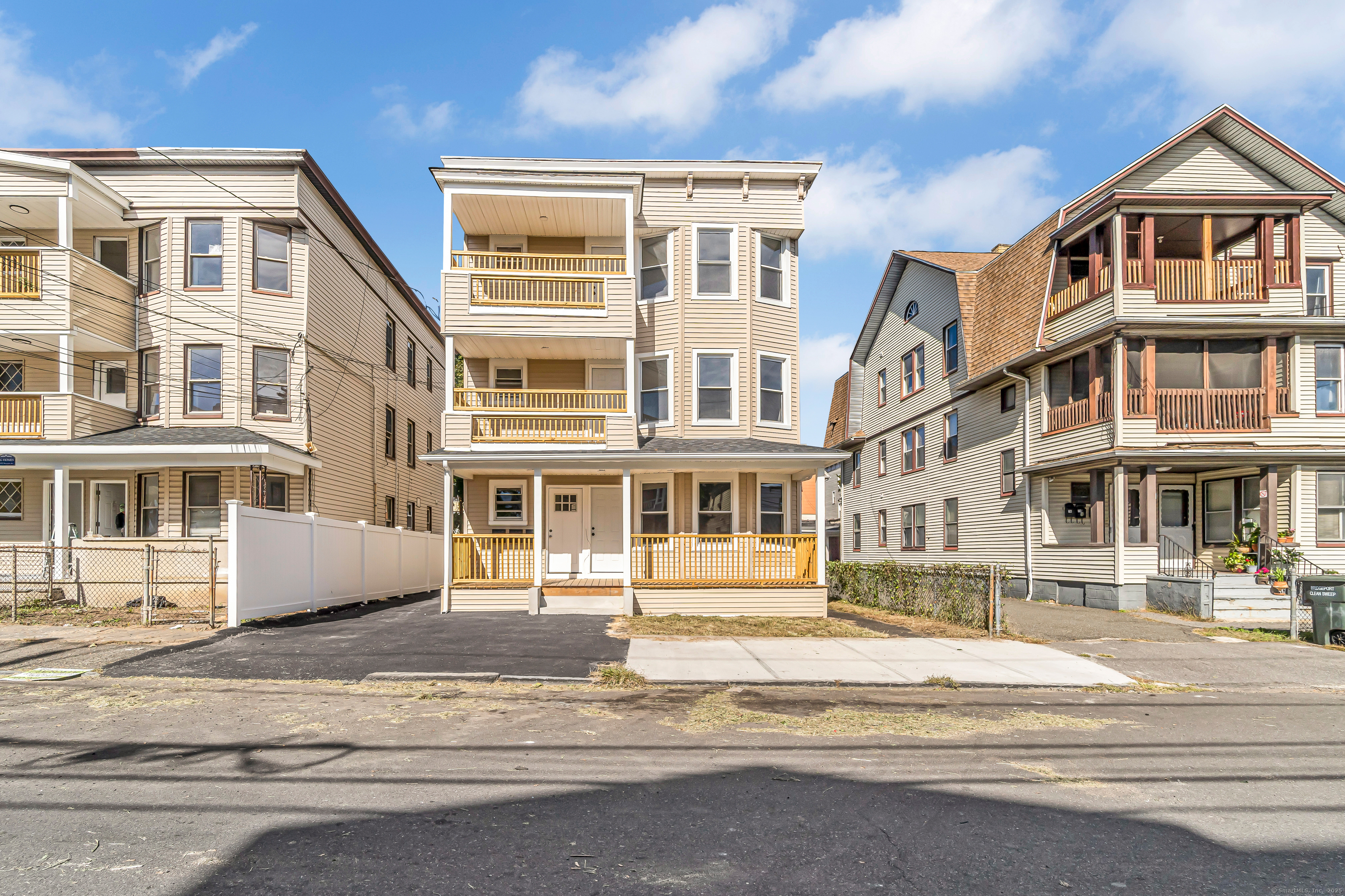 82 Waldorf Avenue