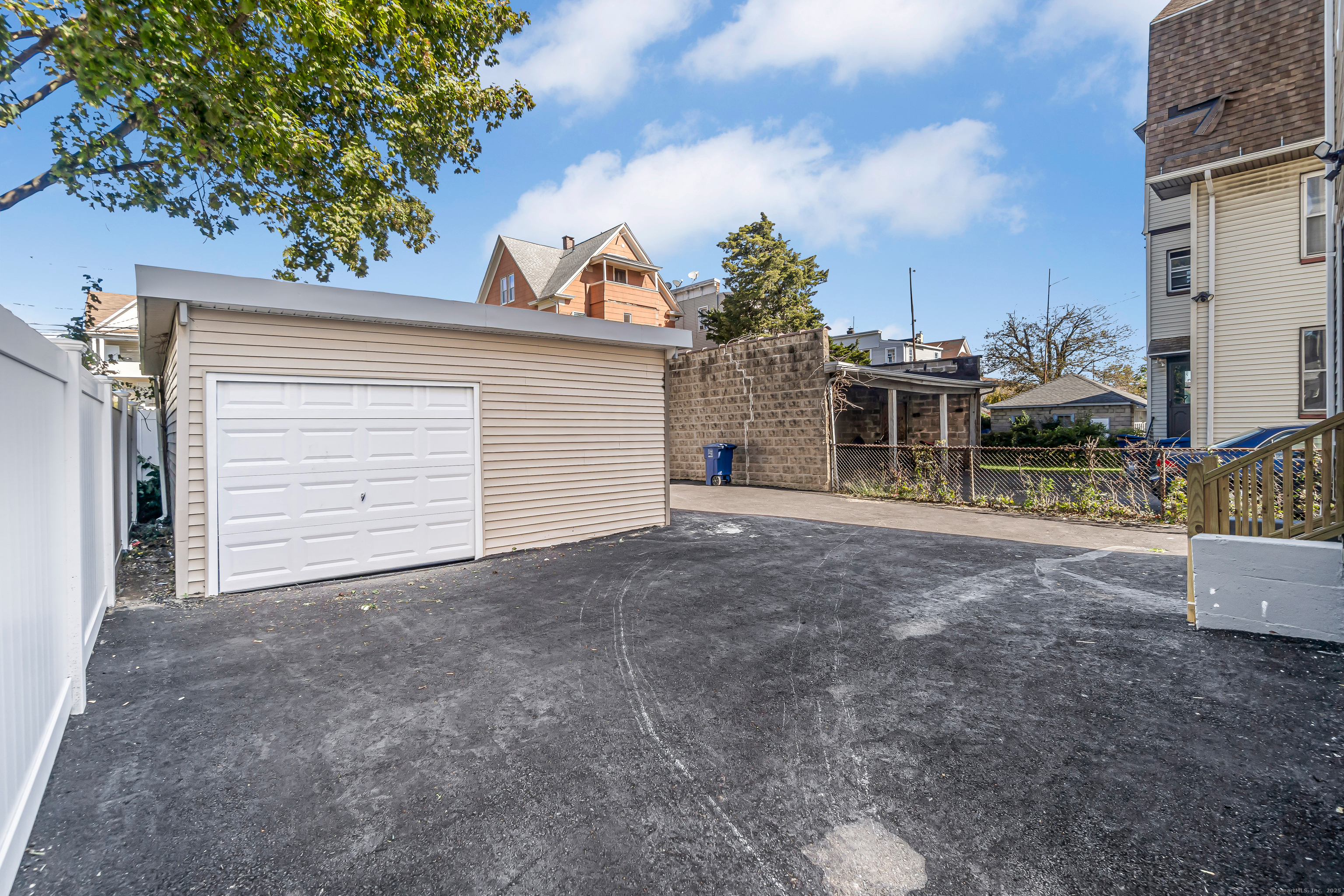 82 Waldorf Avenue