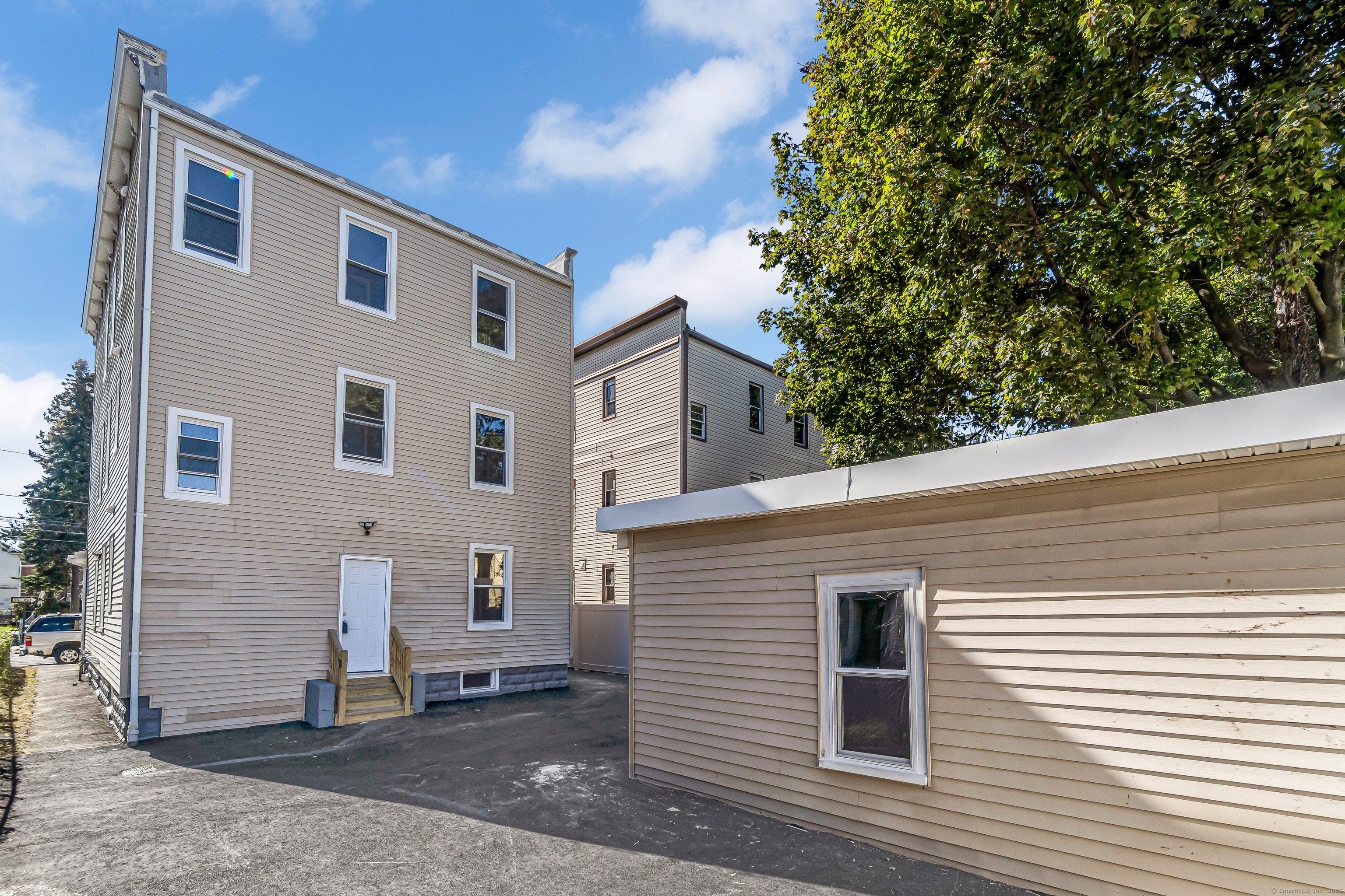 82 Waldorf Avenue