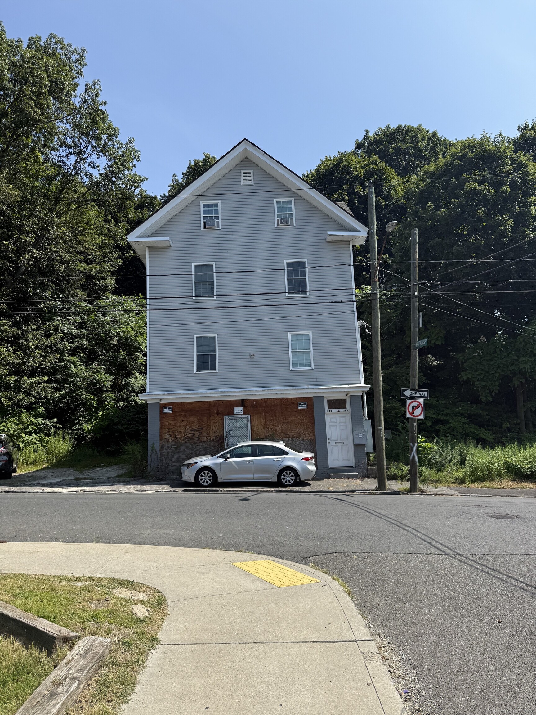 210 Bishop Street