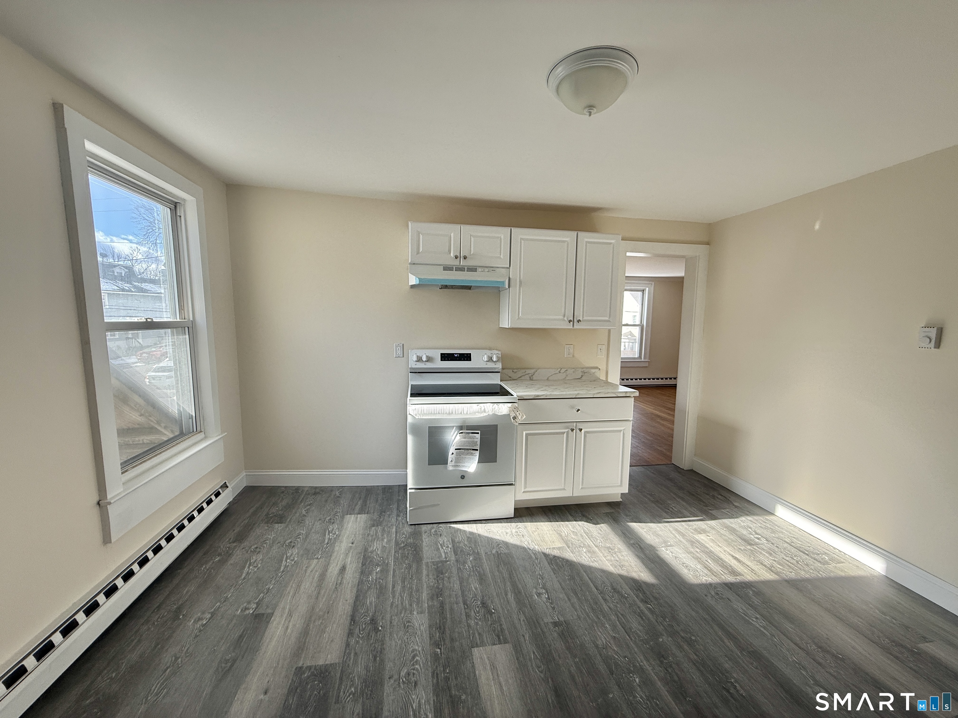 11 Starr Avenue 2nd Fl